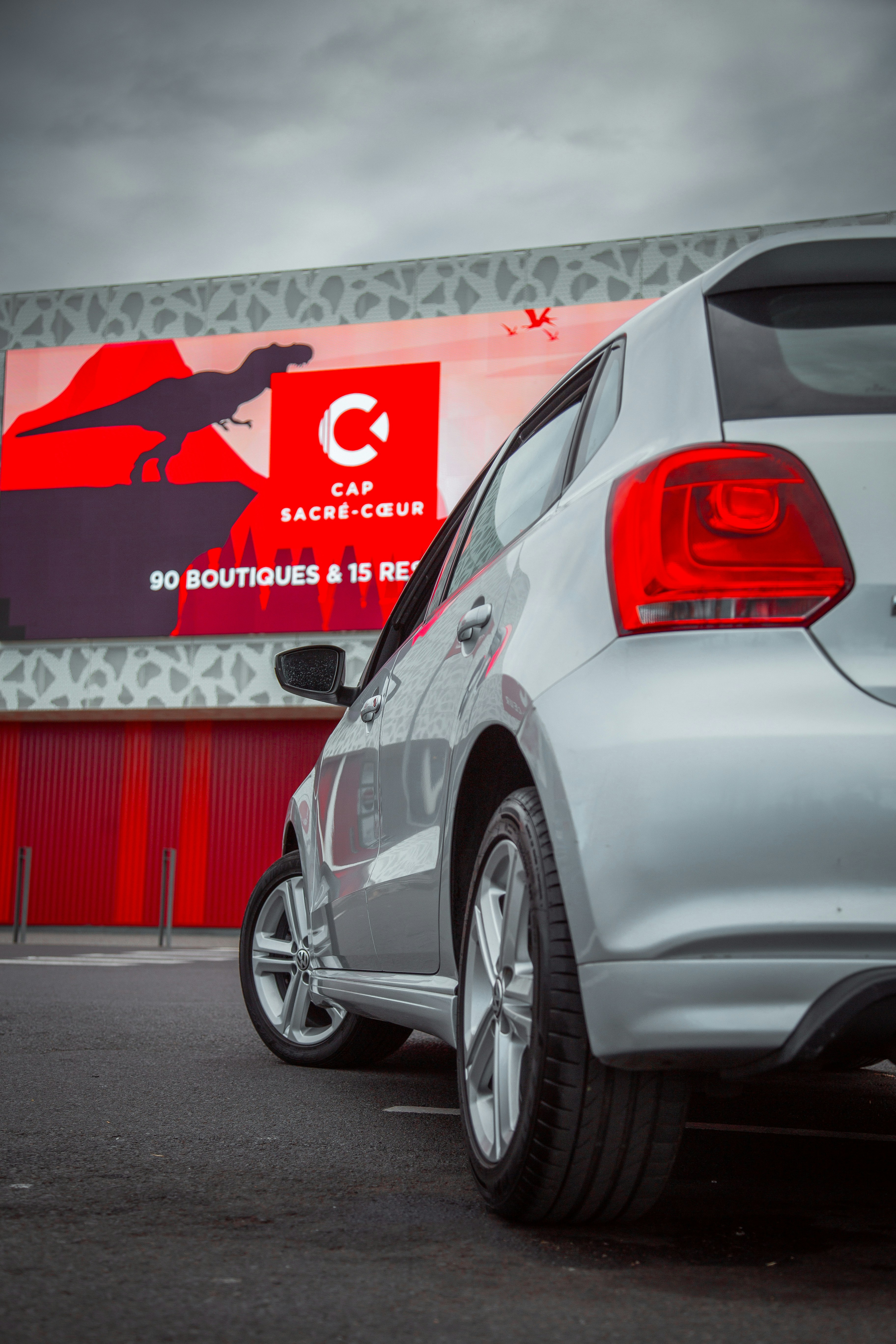 a car parked in front of a building
