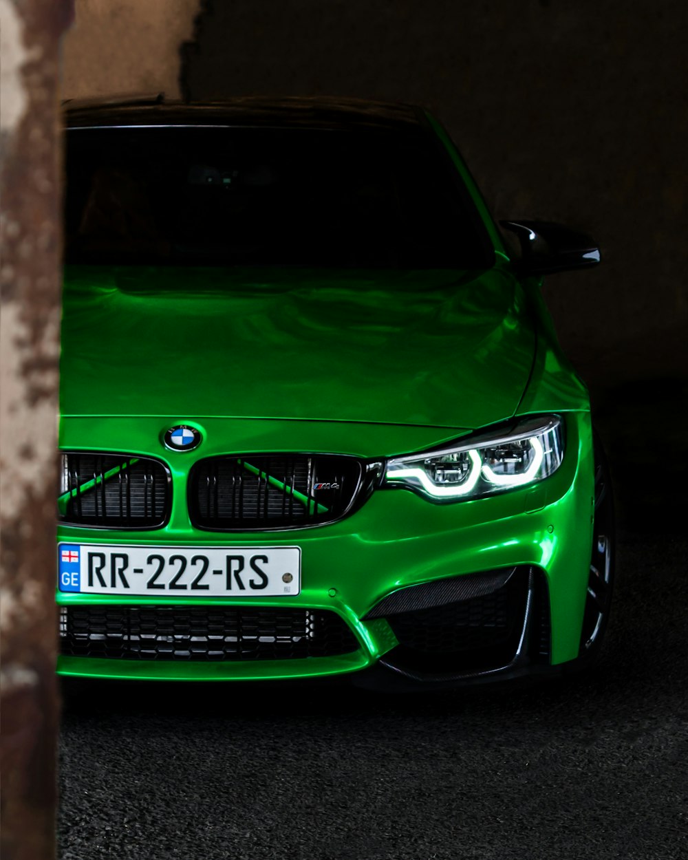 a green car parked