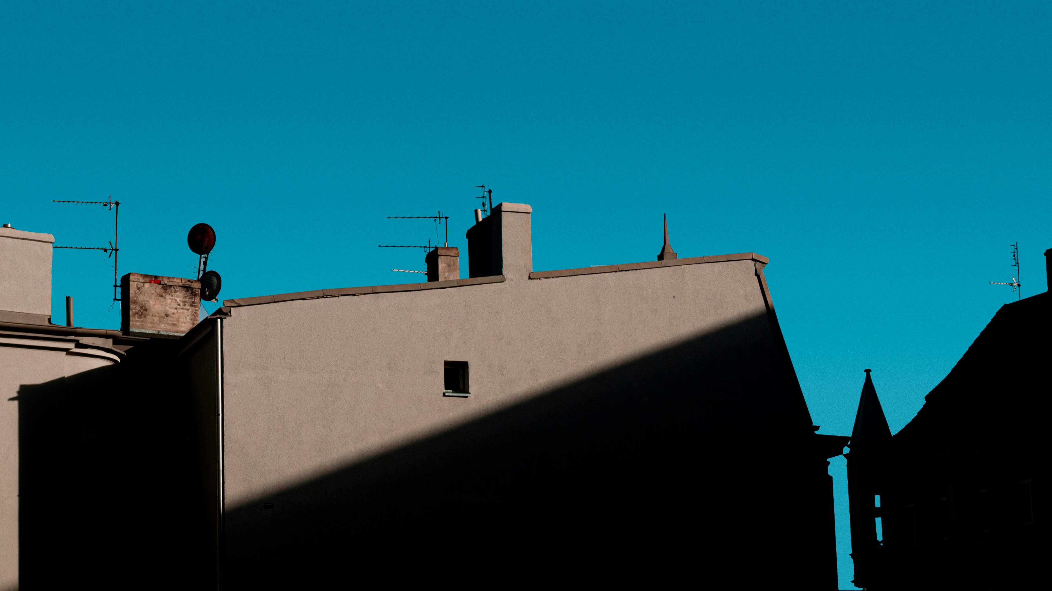 Photo by illumimati