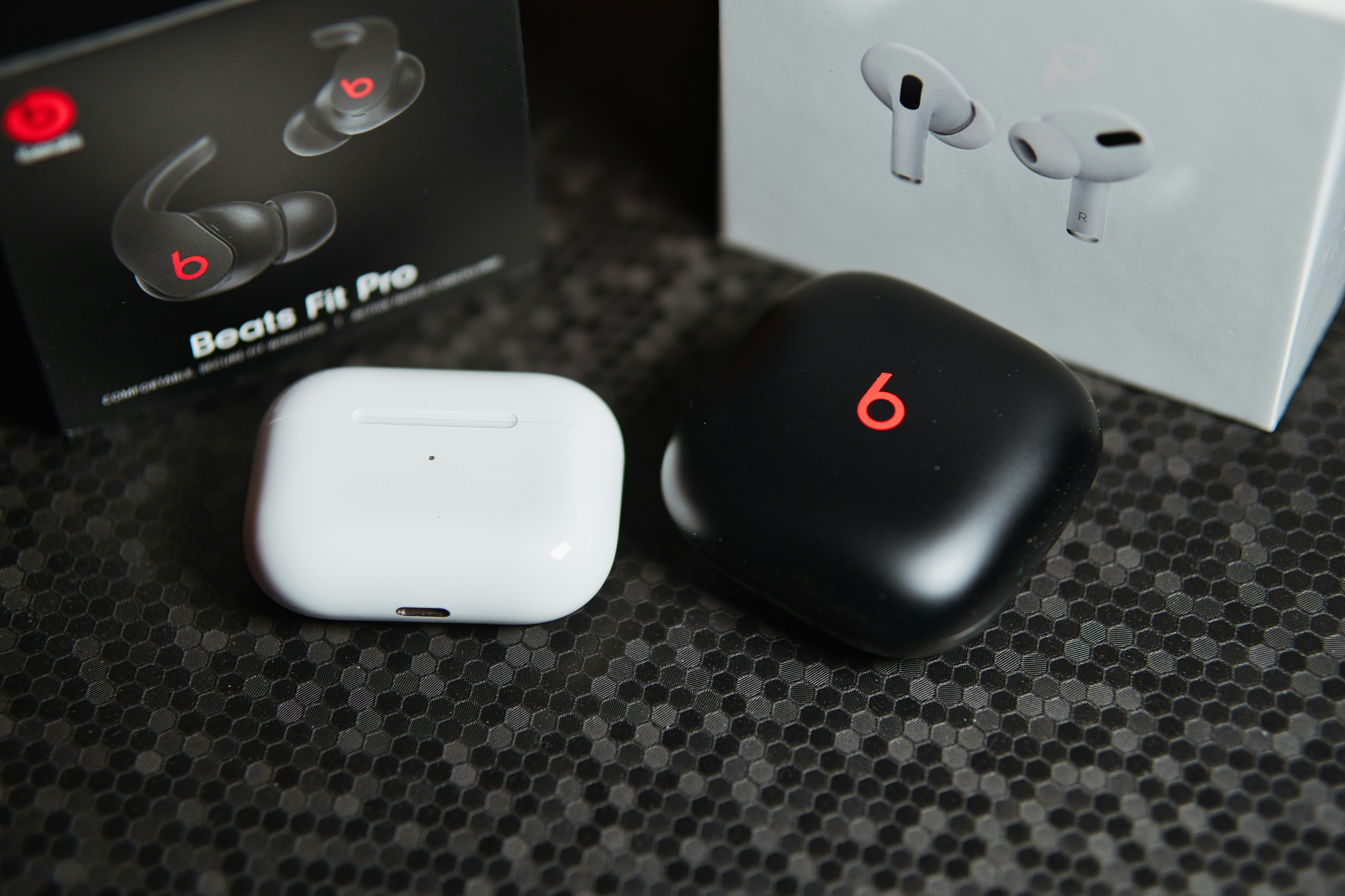 gray computer monitor