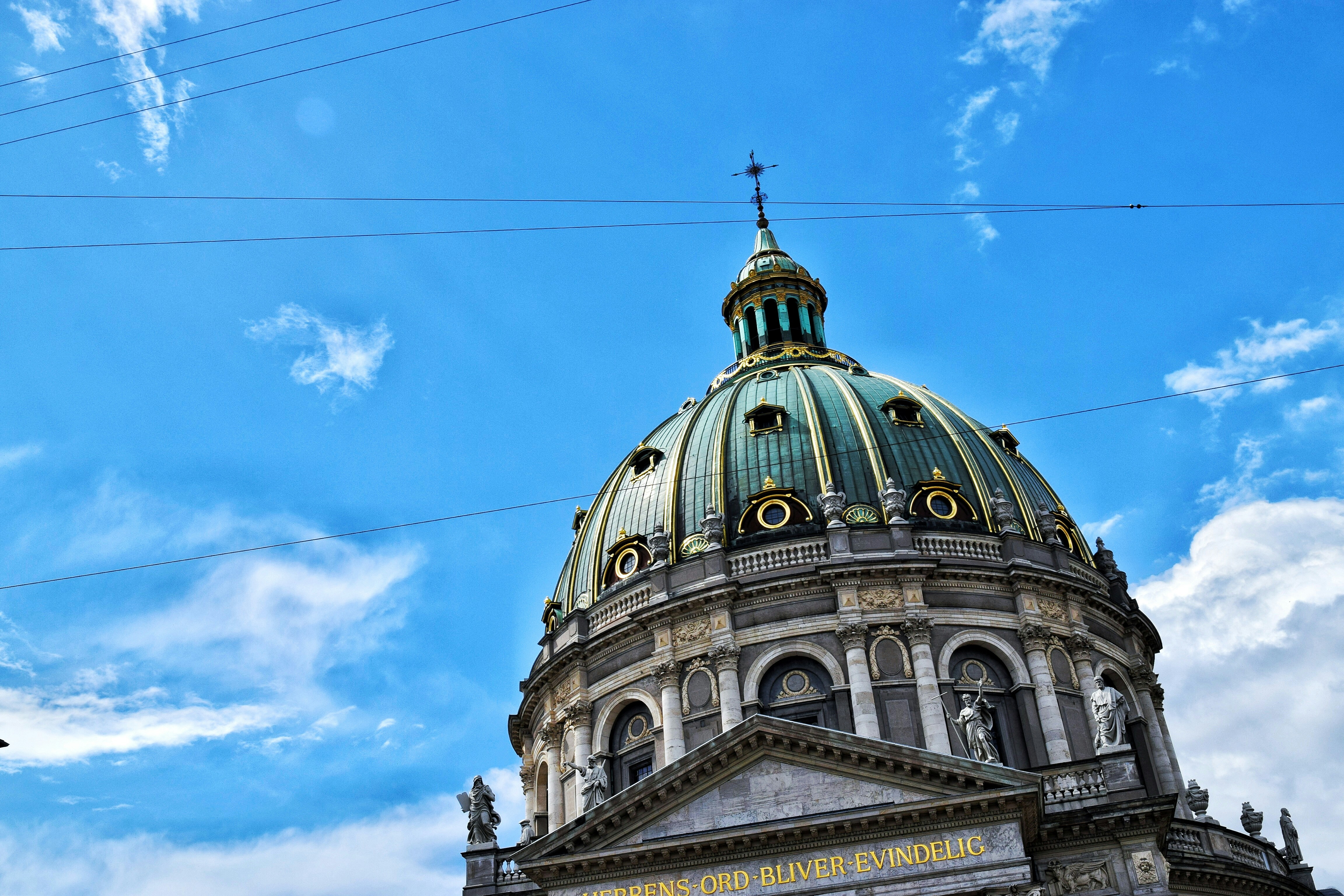 Photo by thevisualmode