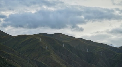 Cruising Seven Sisters mountain range port