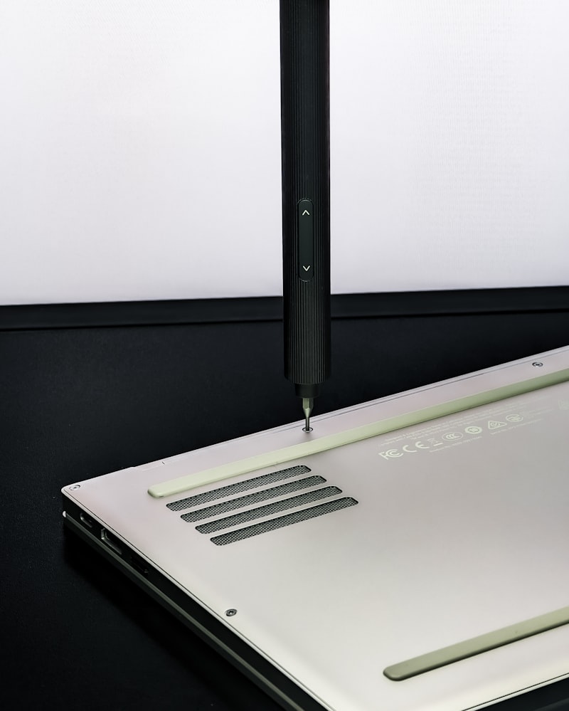 Laser-cut and CNC-routed pieces comparison