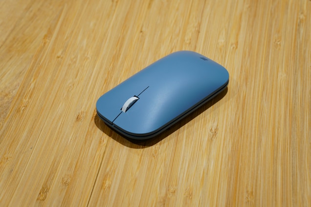 a blue computer mouse