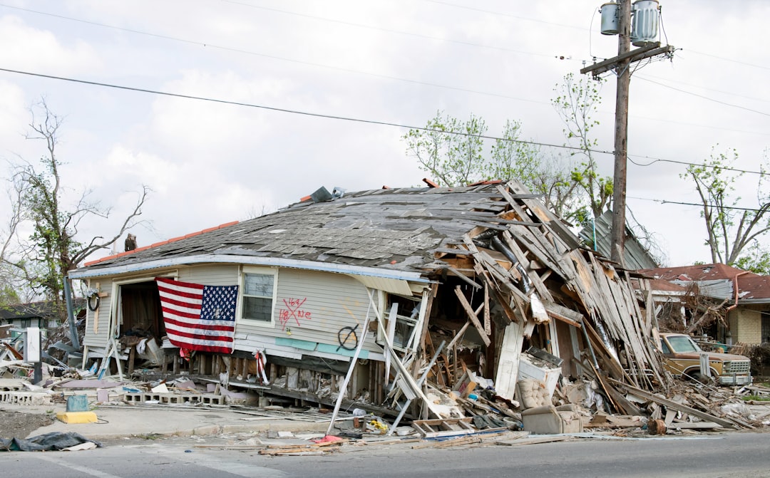 Hurricane damage - how to choose a public adjuster for hurricane damage