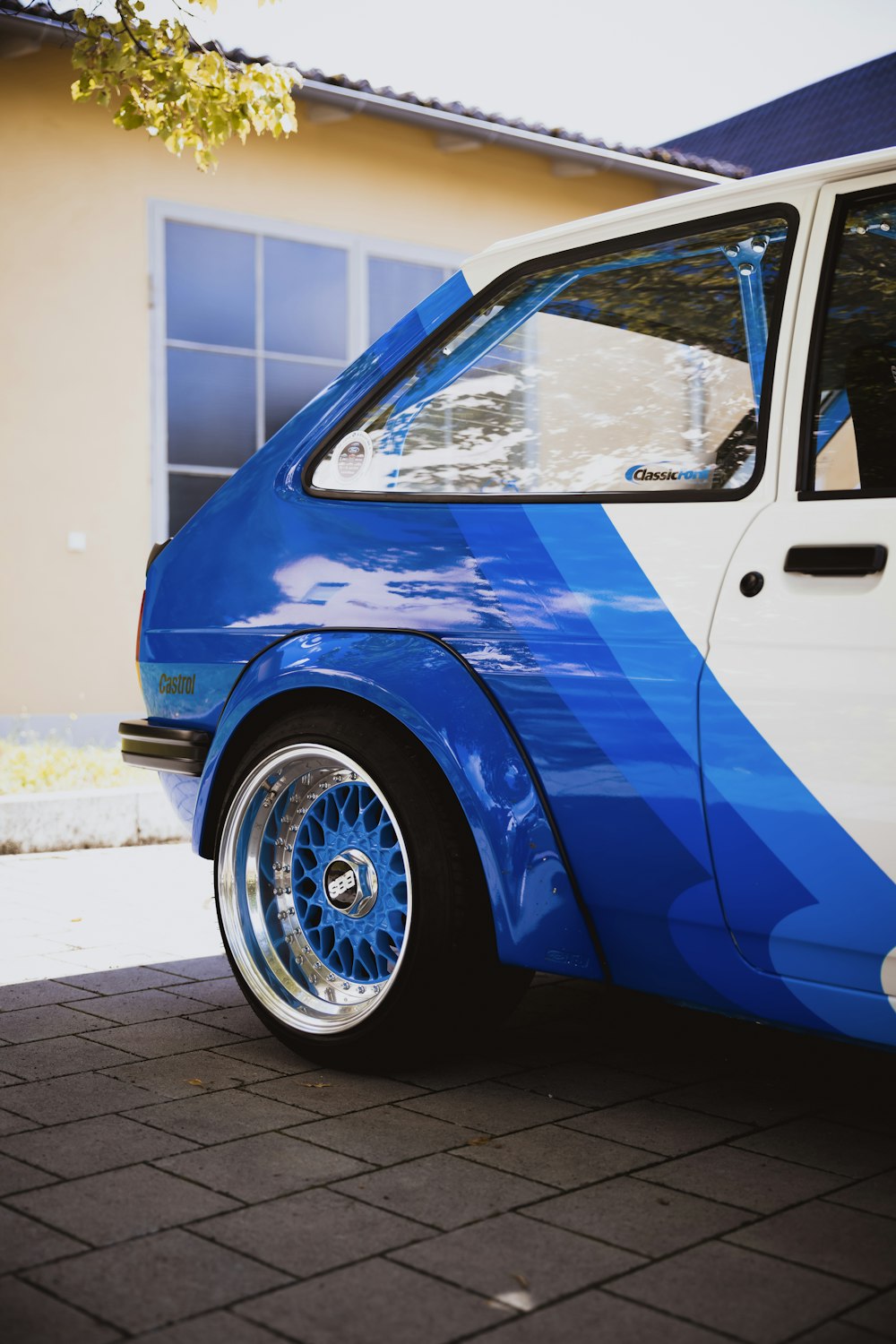 a white and blue car