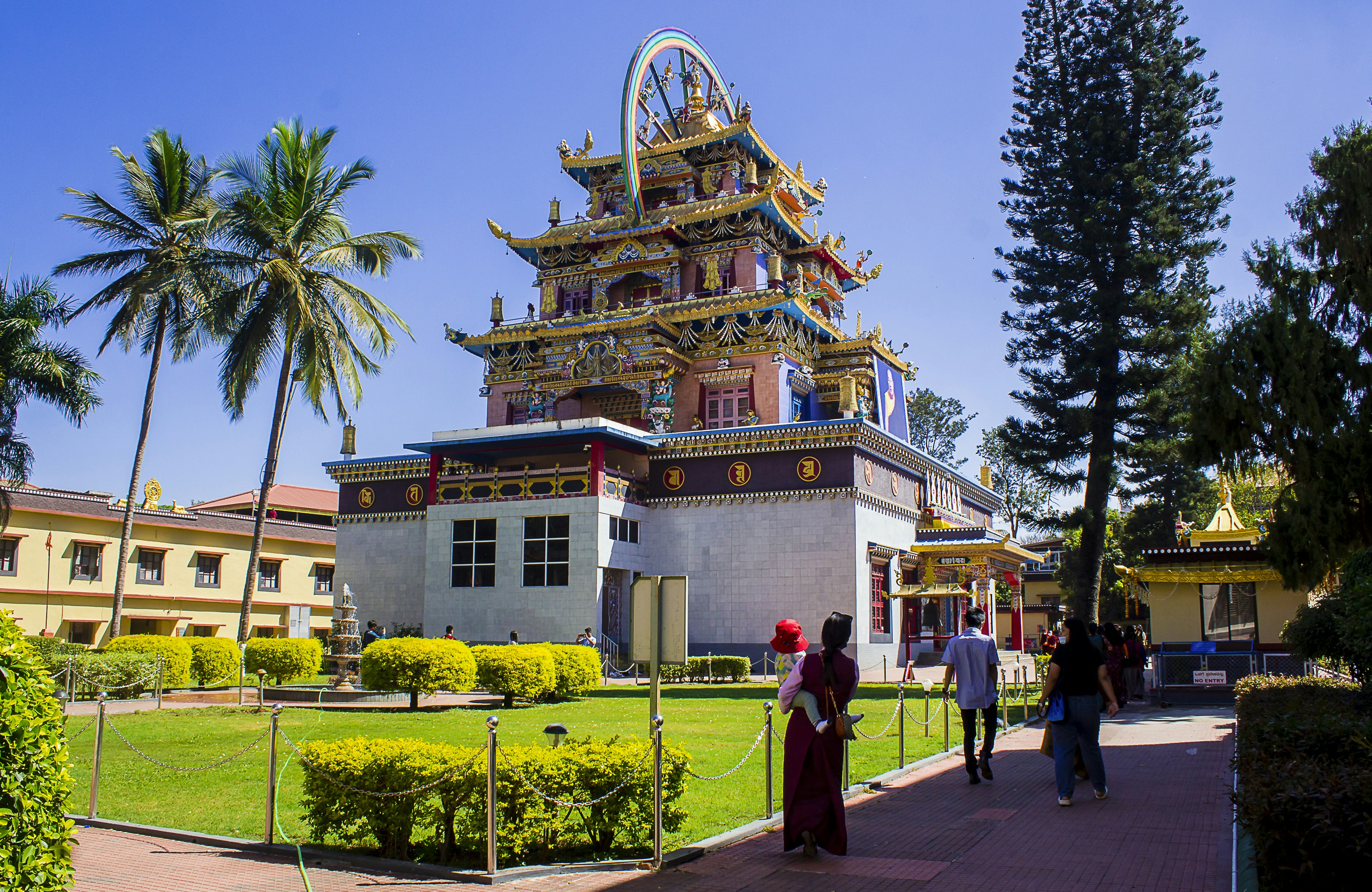 a building with a large tower, 