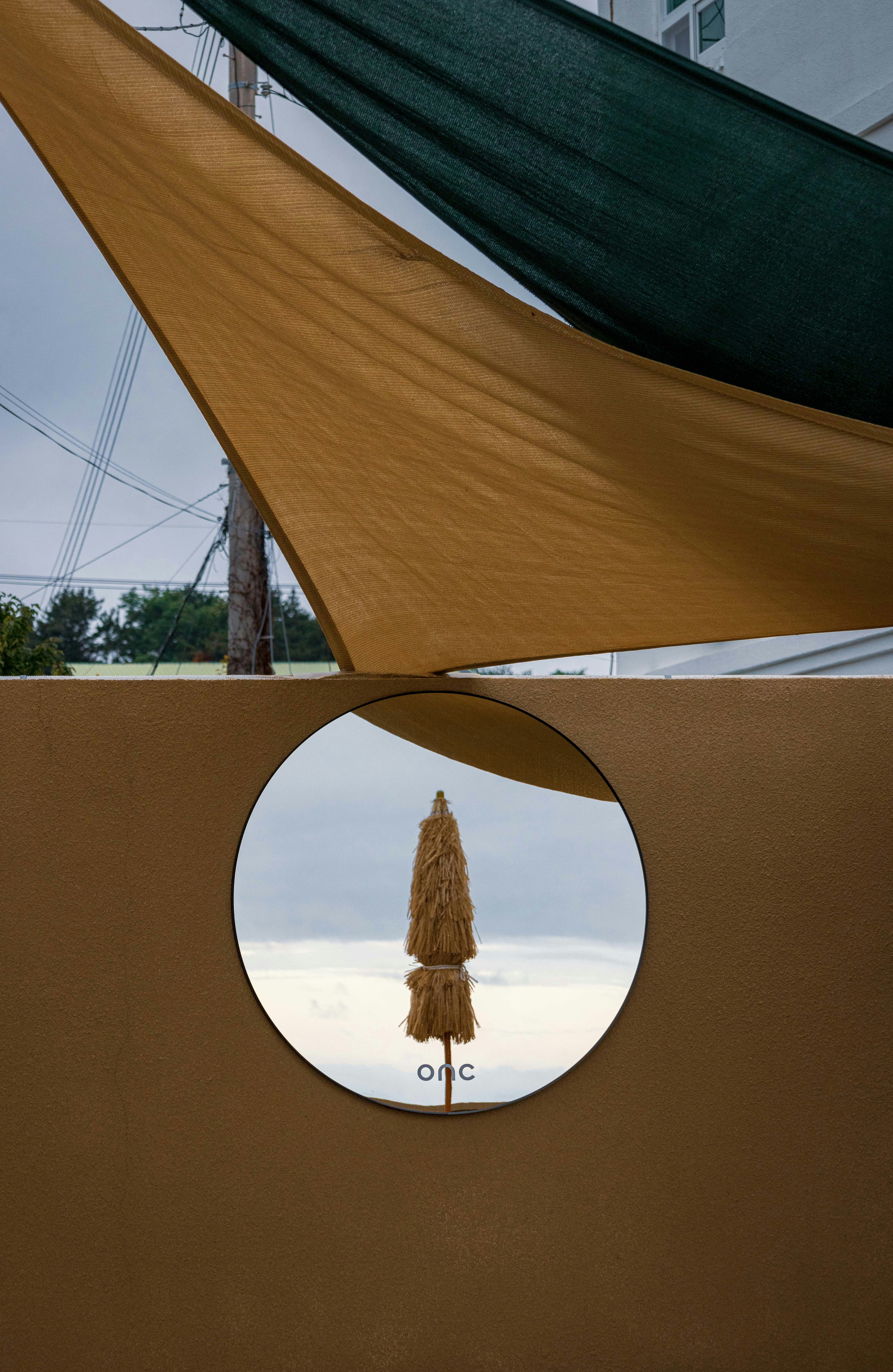Tall person in tent, ilustrasi artikel Stand Tall: Top Tents for Tall Campers with Extra Headroom 2