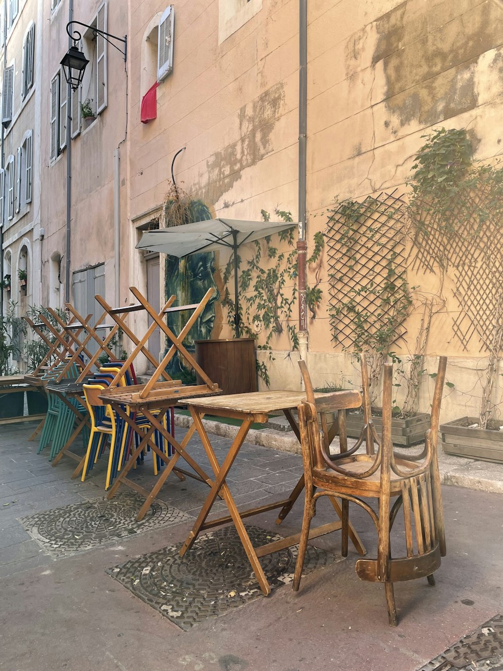 a table and chairs outside