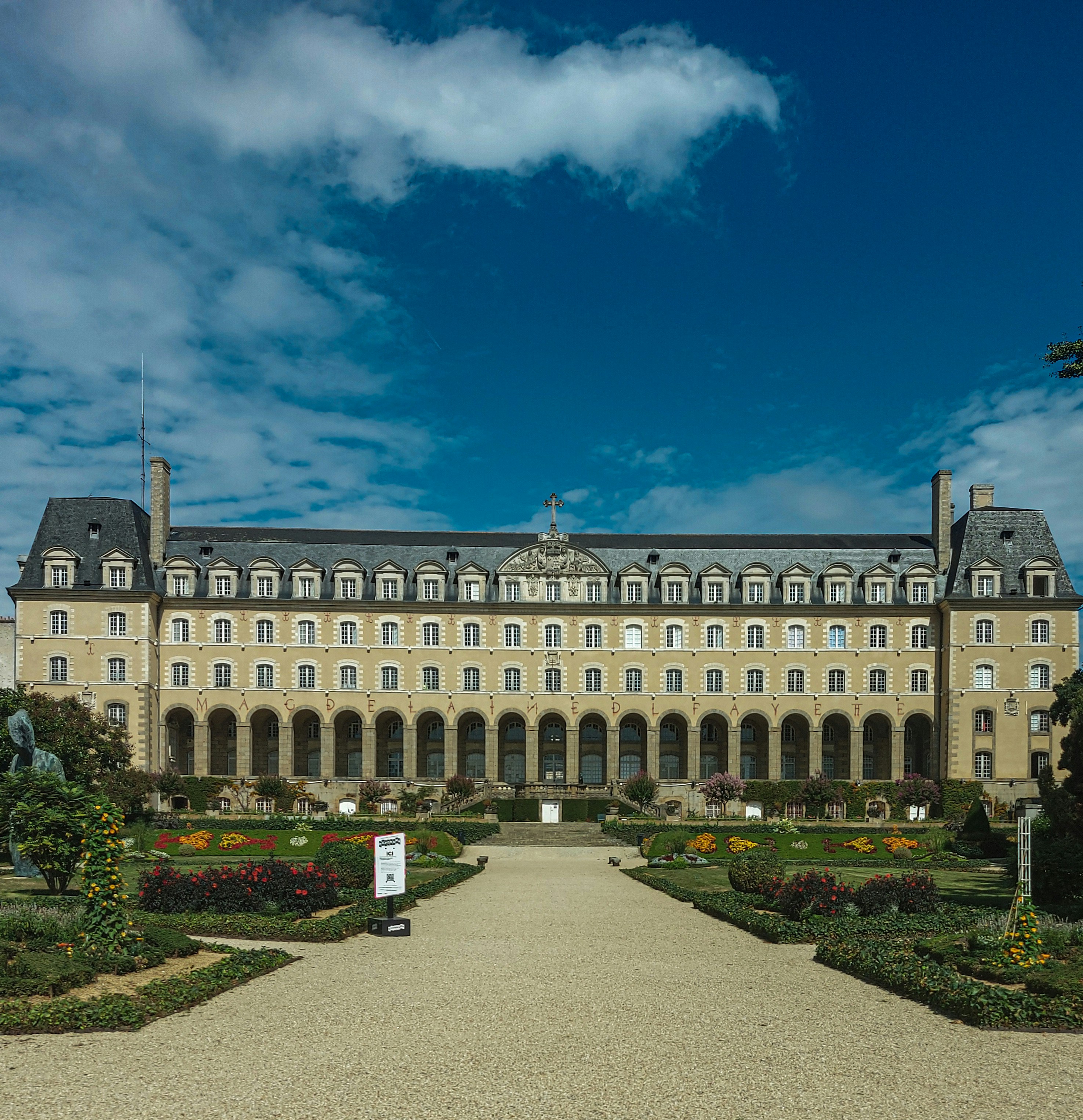 a large building with a large courtyard