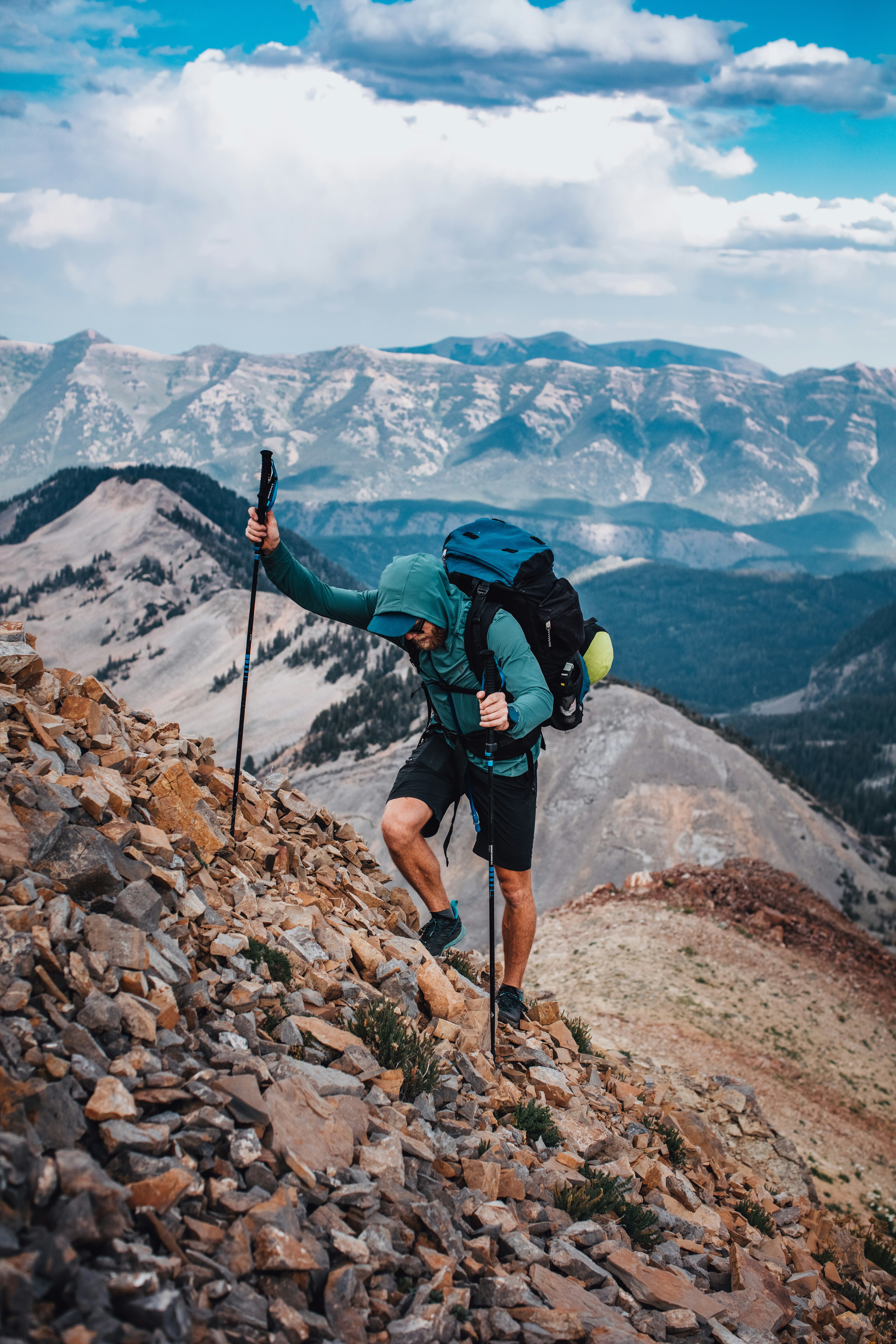 Photo by worldsbetweenlines