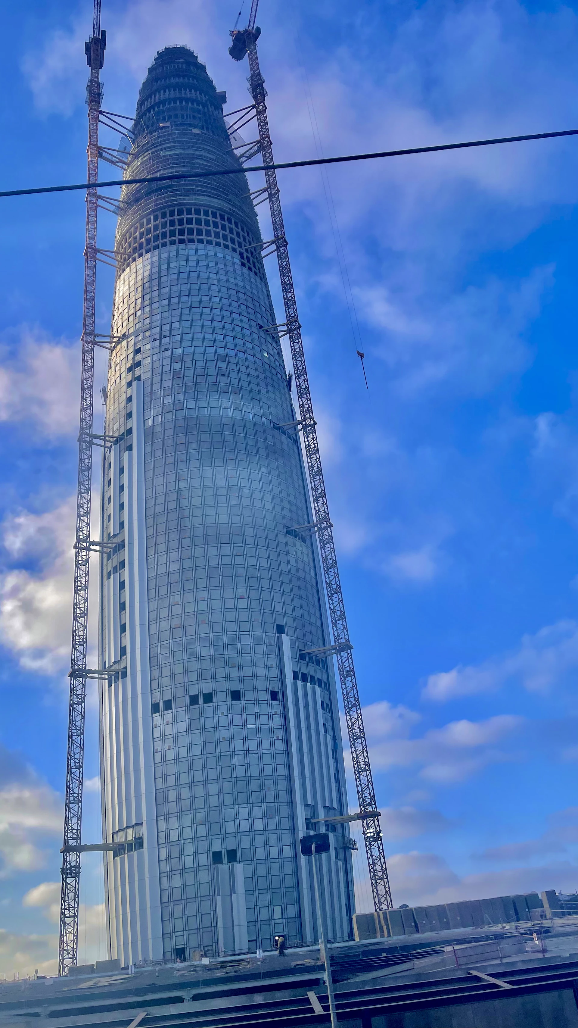 black and brown leather padded tub sofa