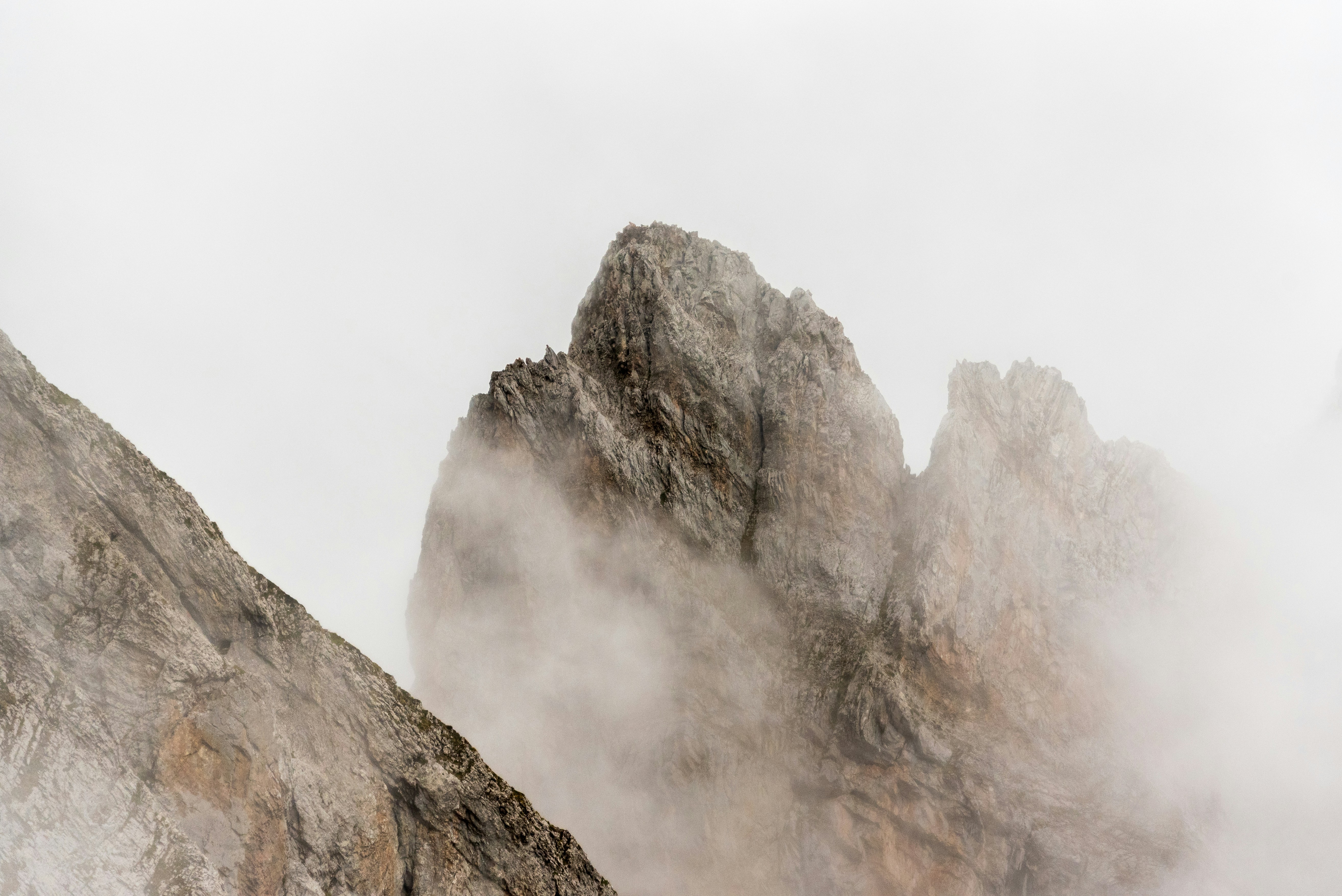 Photo by pierreguerin