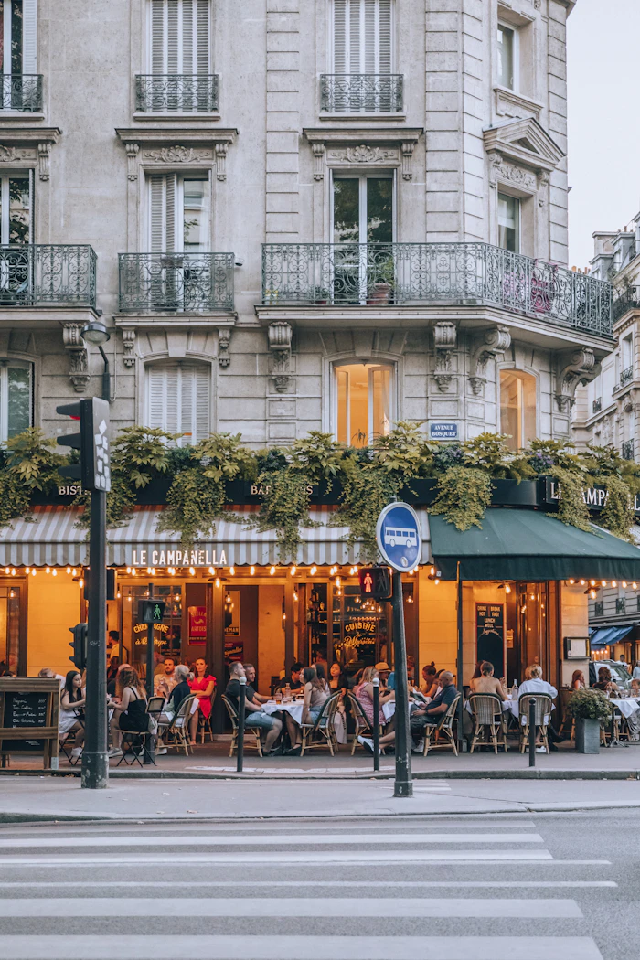 A Paris cafe