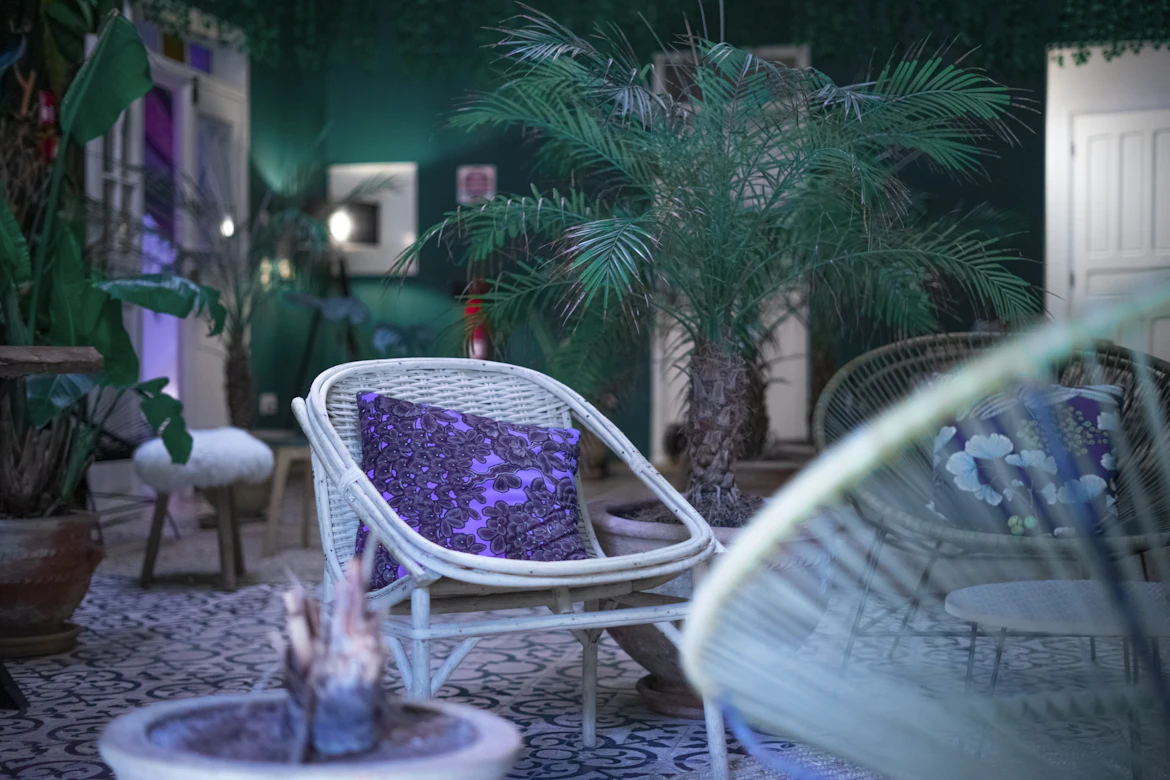 A beautiful, cozy Moroccan riad courtyard