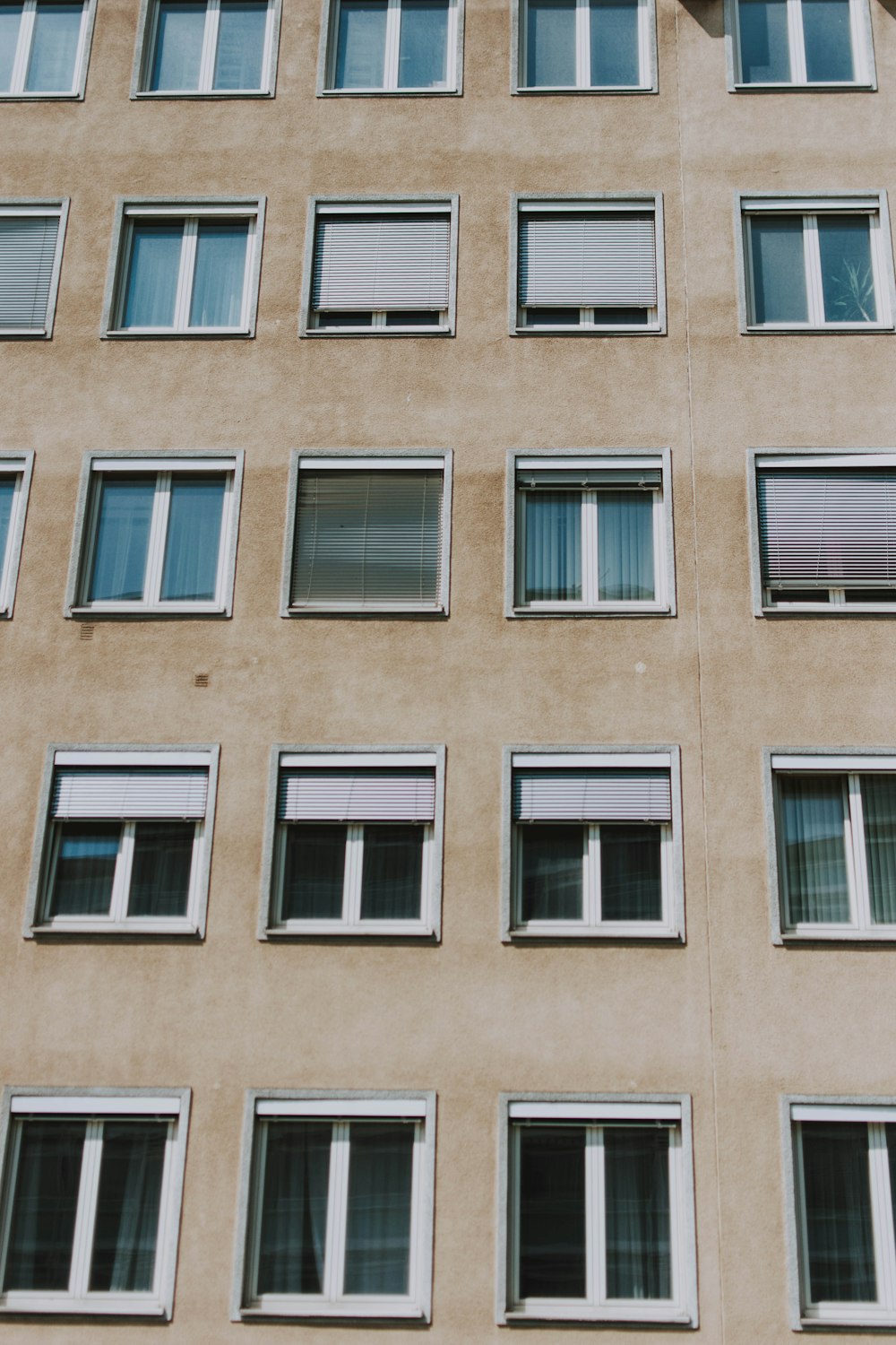 a building with many windows