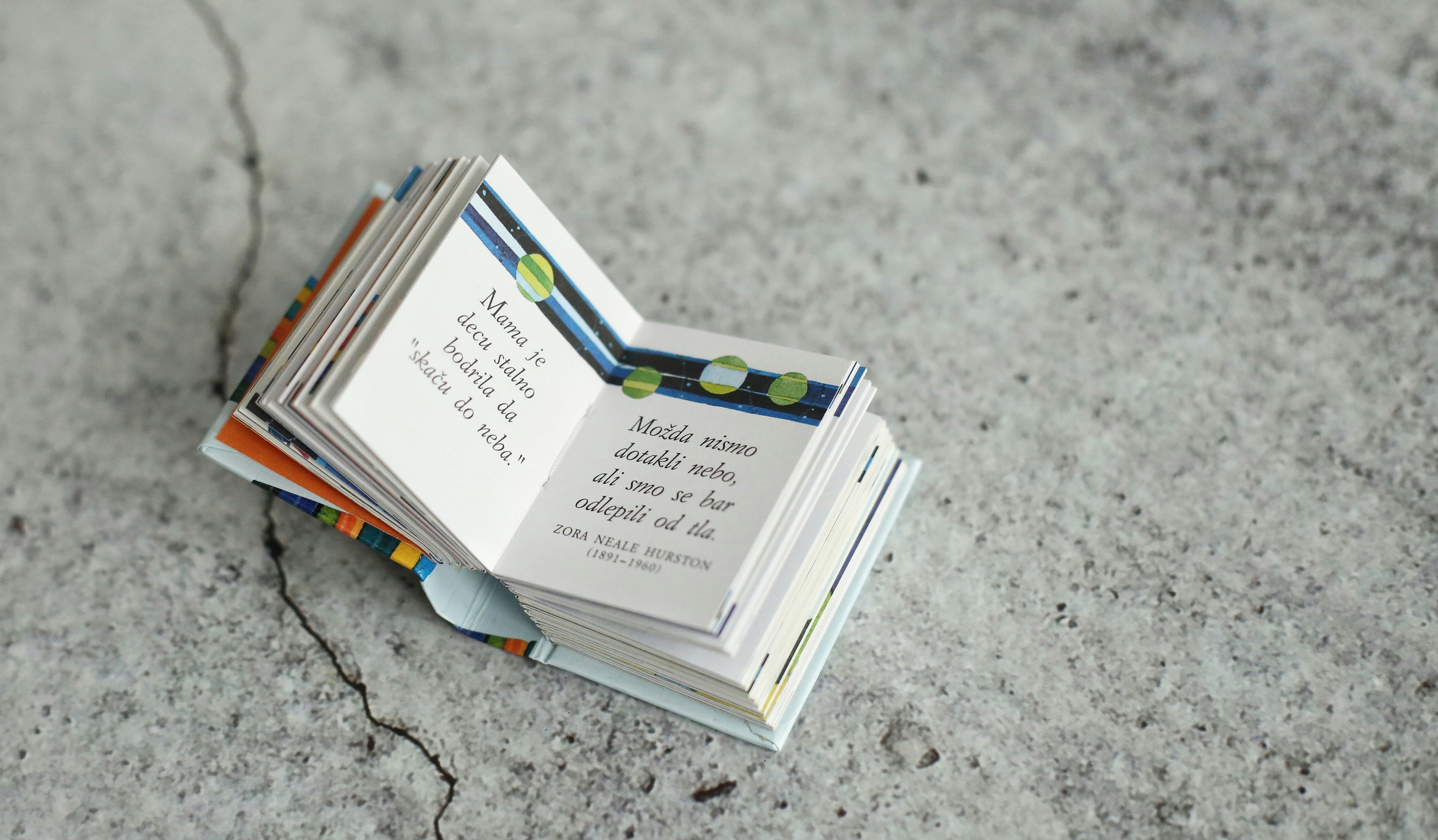 close-up buku