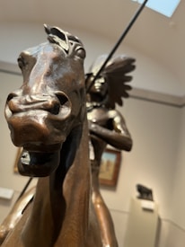 Photo 1662785066854 4ff5dbd67544?q=85&w=275&h=275&fit=crop