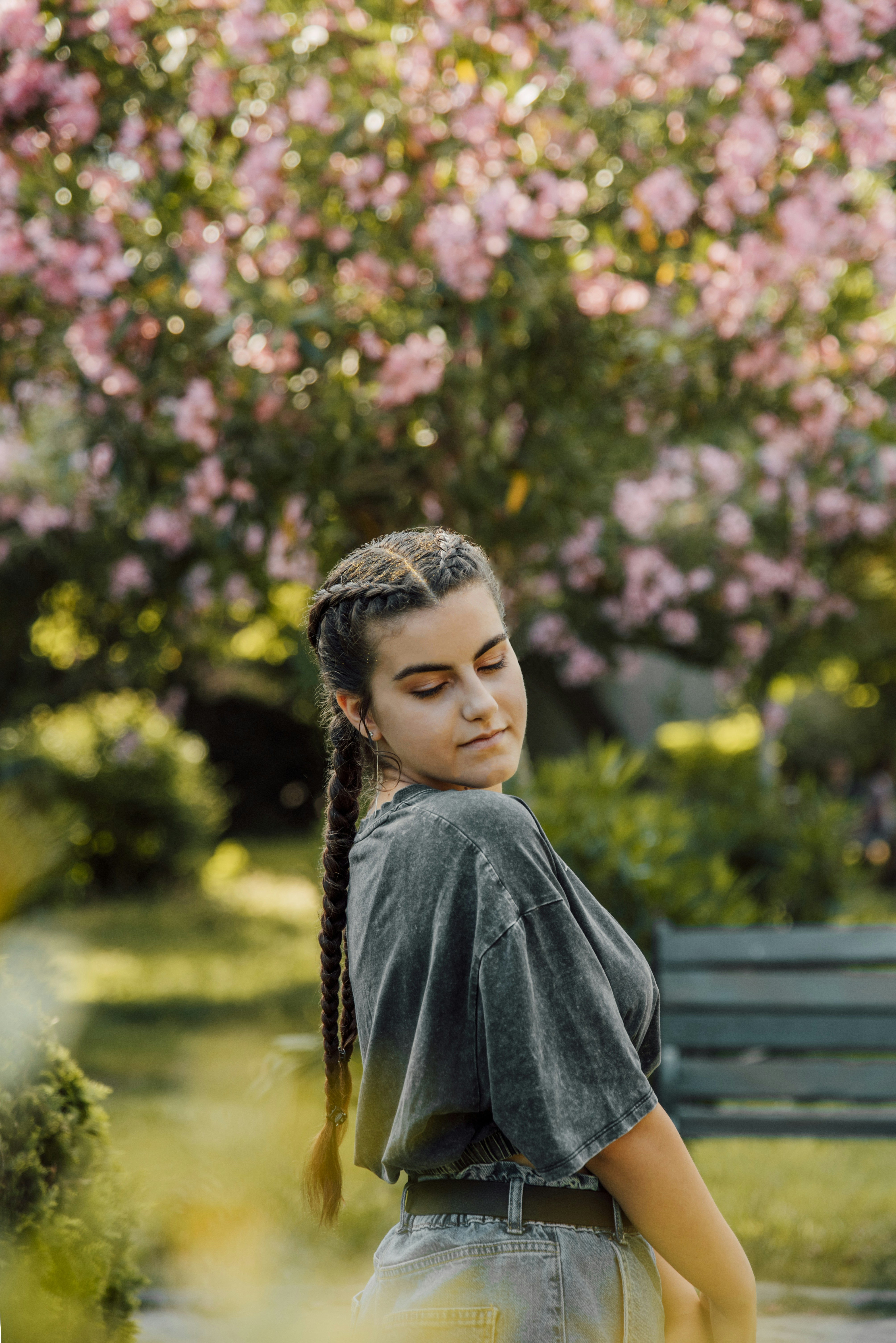 a person with the arms crossed