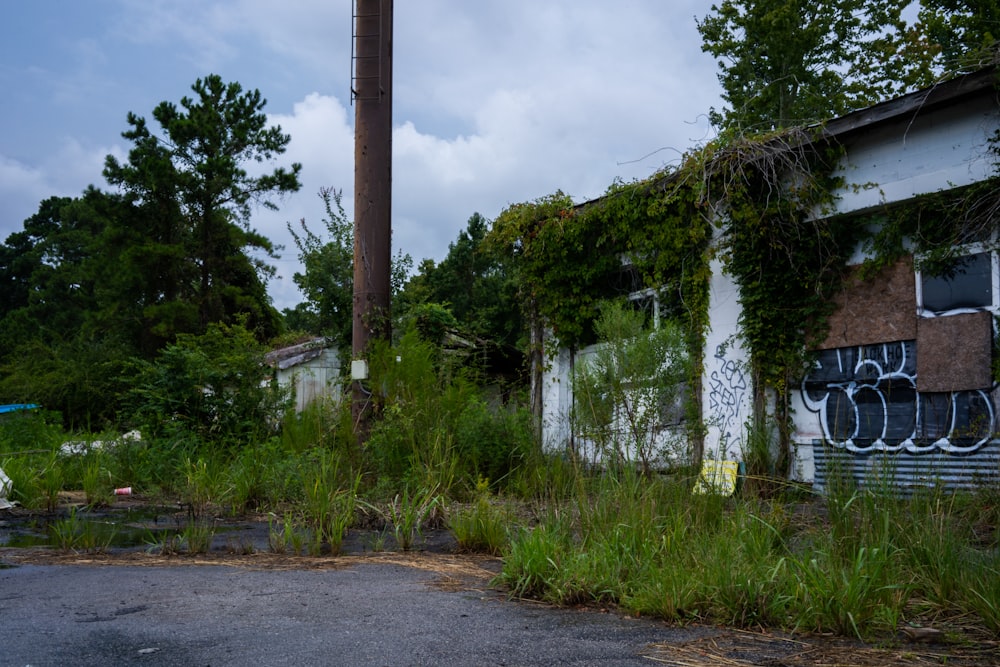 a house with graffiti on it