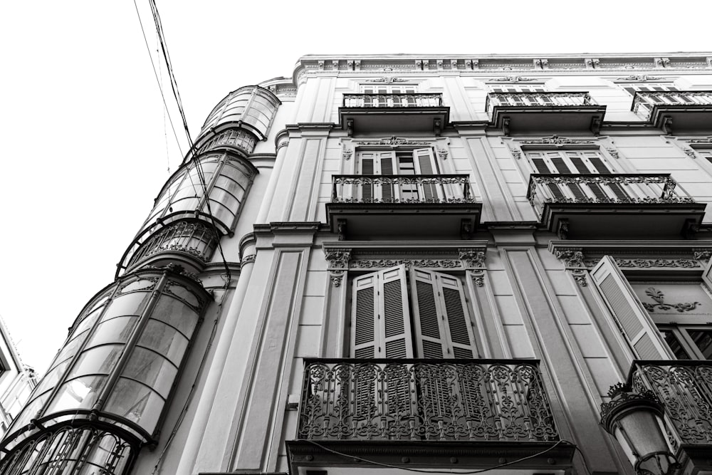 a building with many balconies