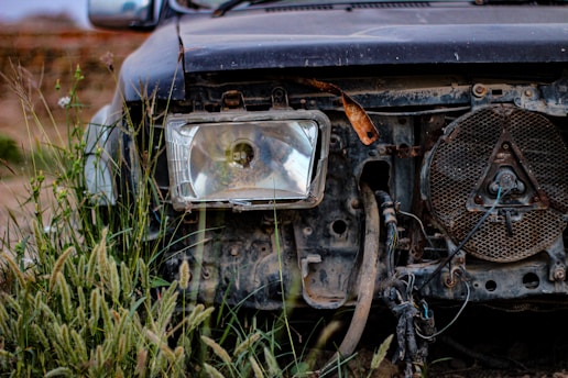 a car with its front bumper smashed