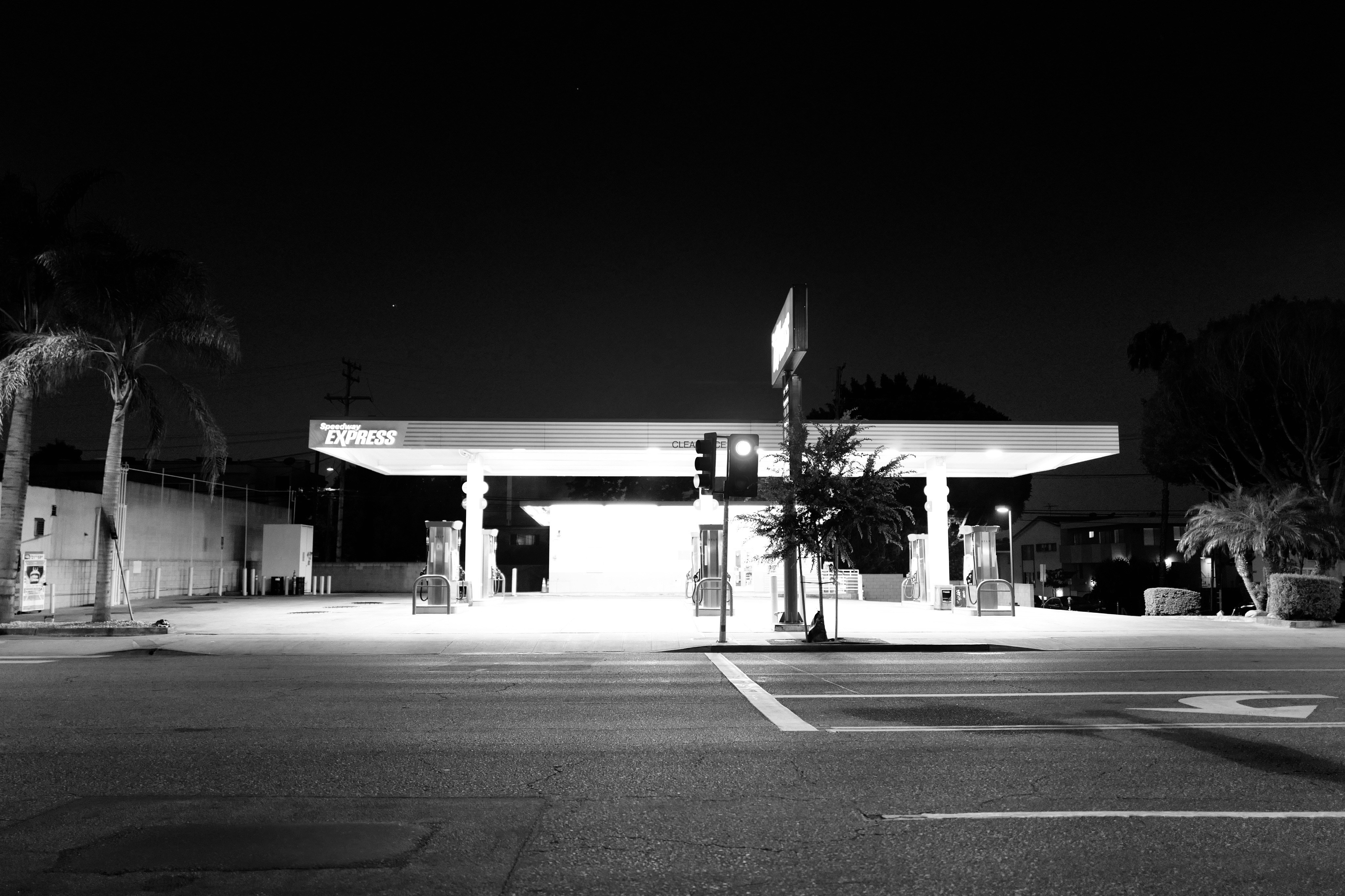 Photo by lifelivedinmono