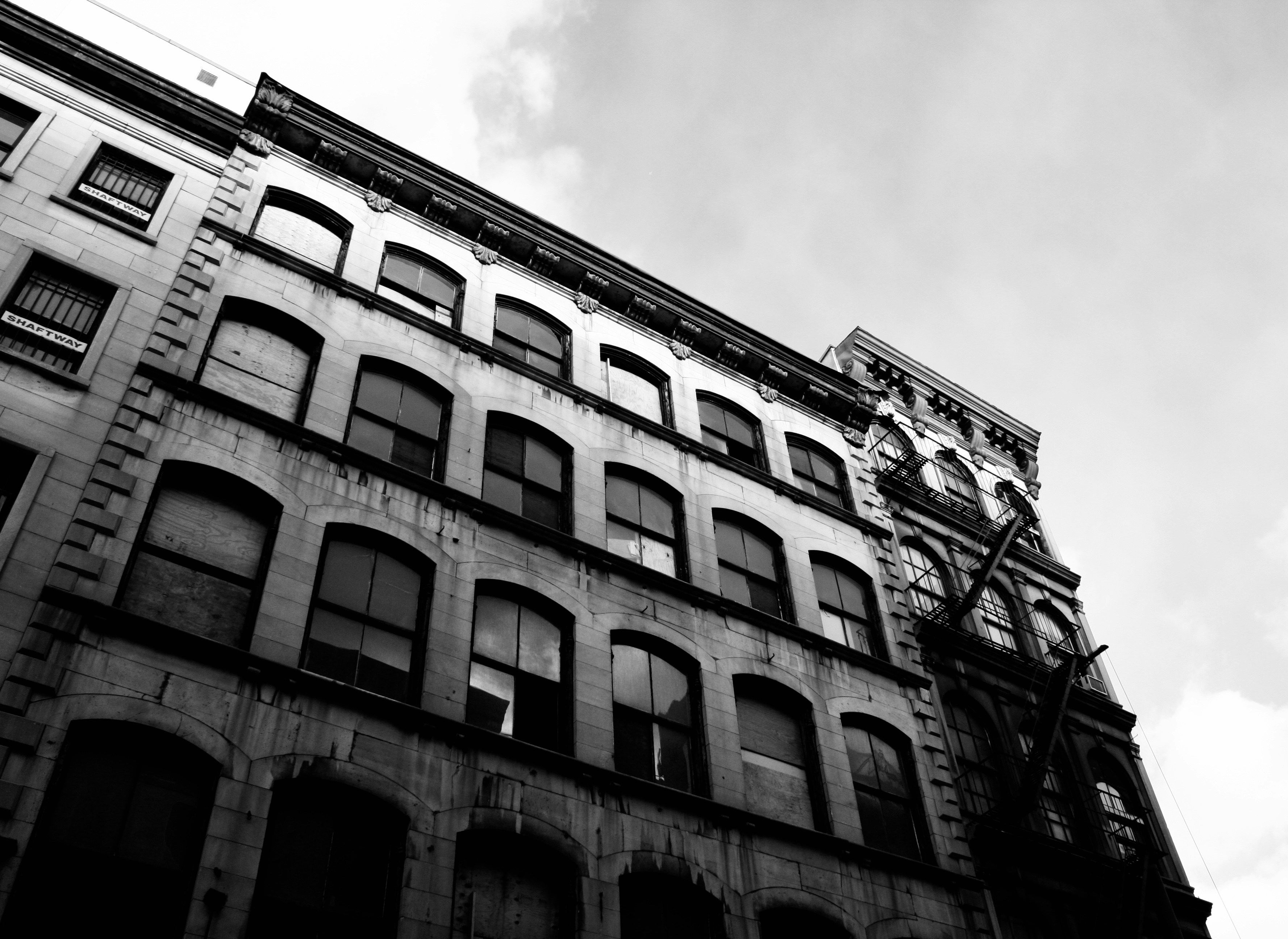 Photo by lifelivedinmono