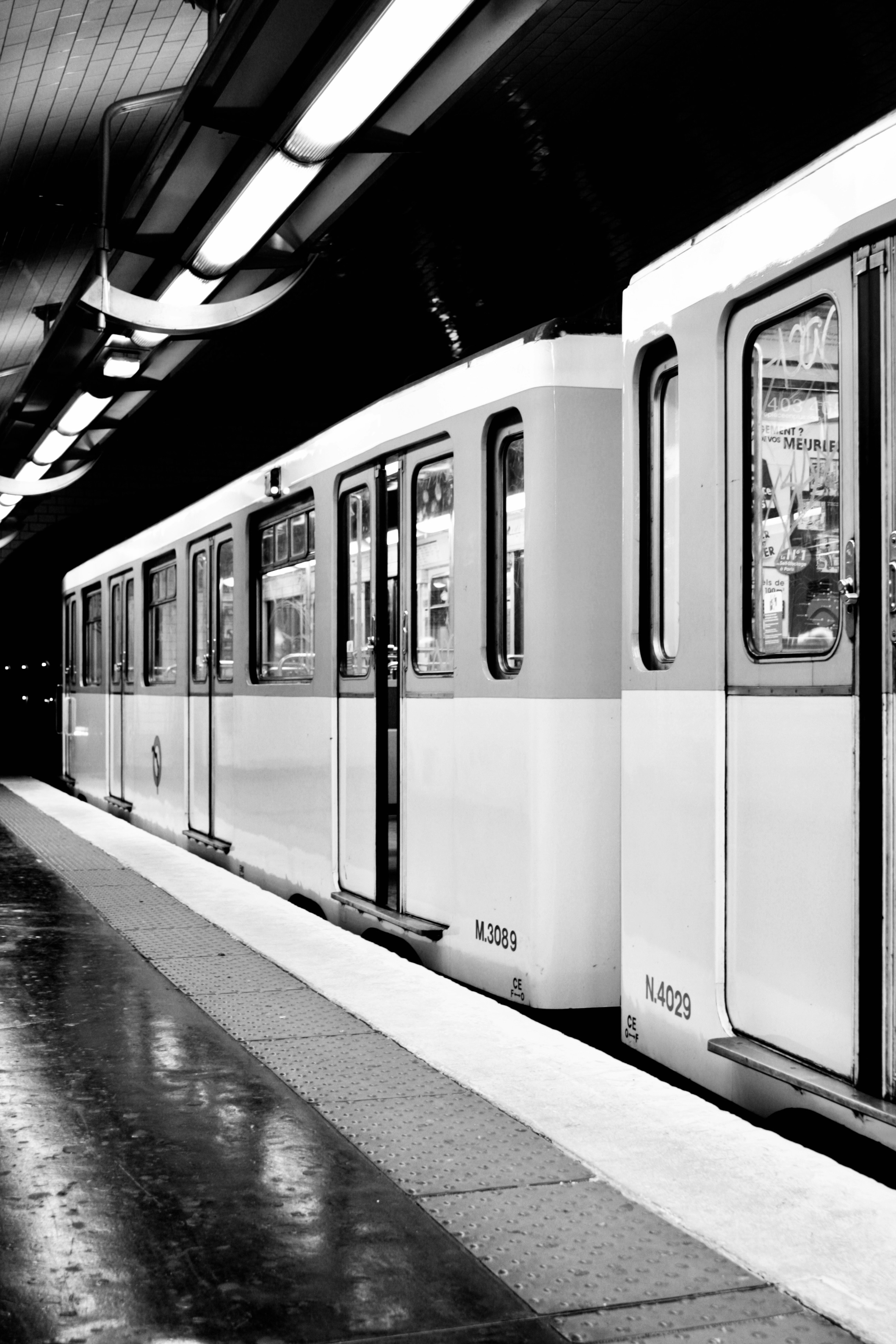 Photo by lifelivedinmono