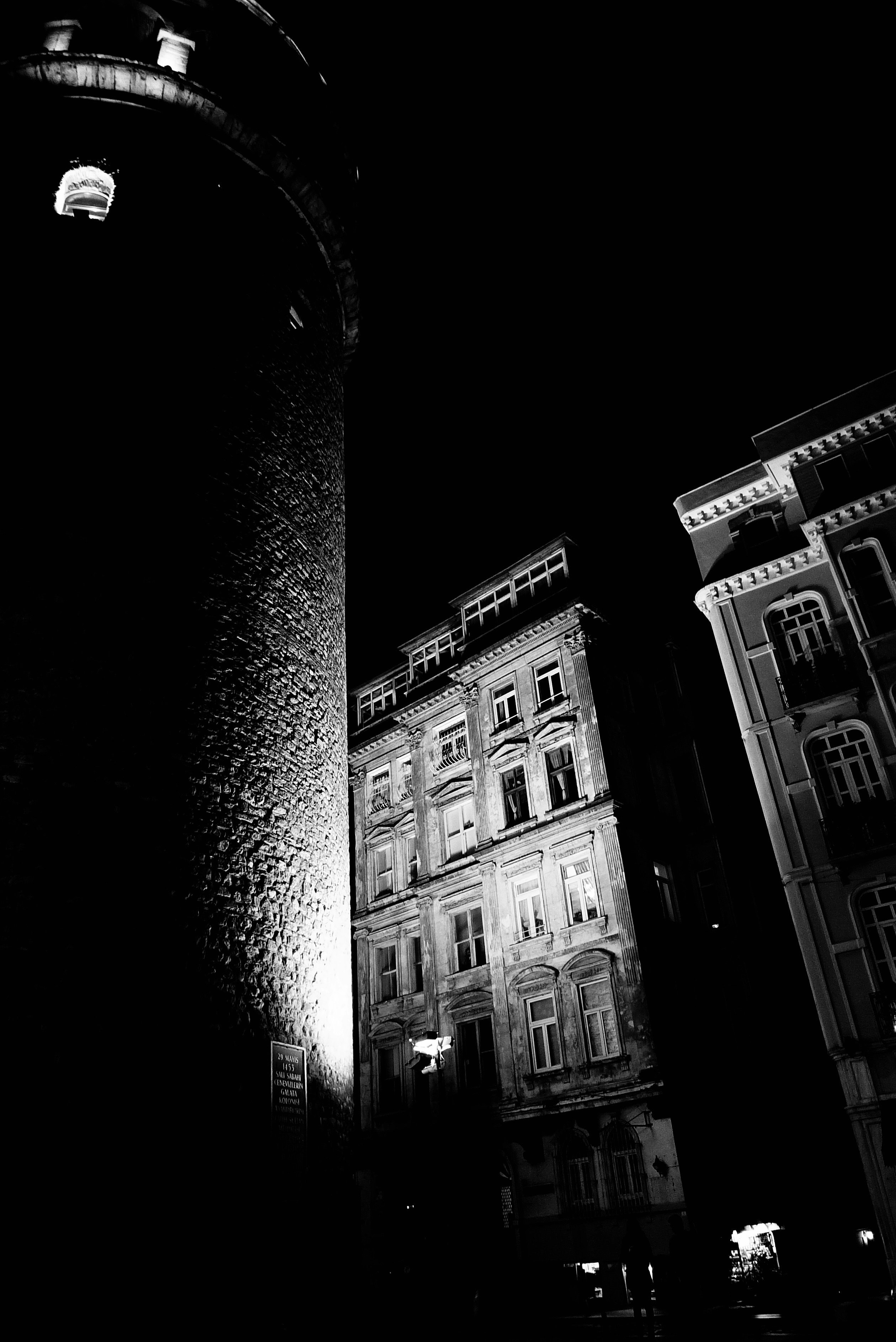 Photo by lifelivedinmono