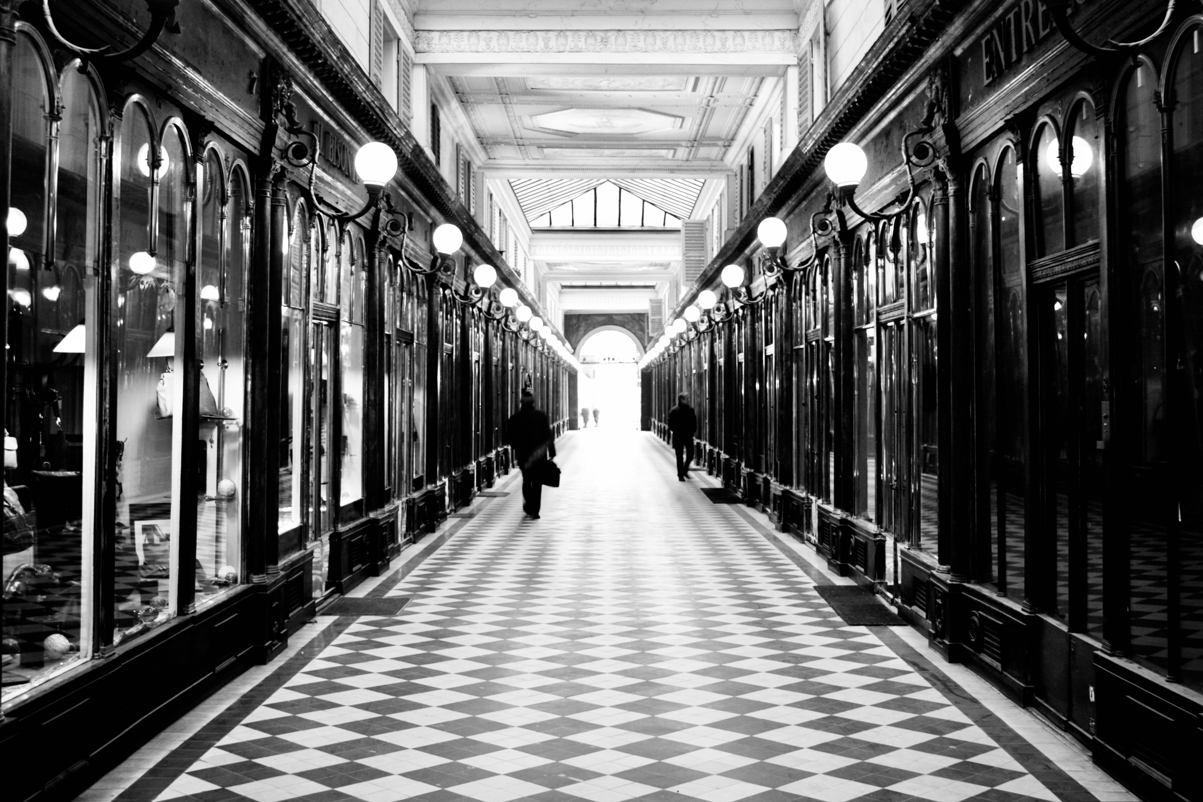 Photo by lifelivedinmono