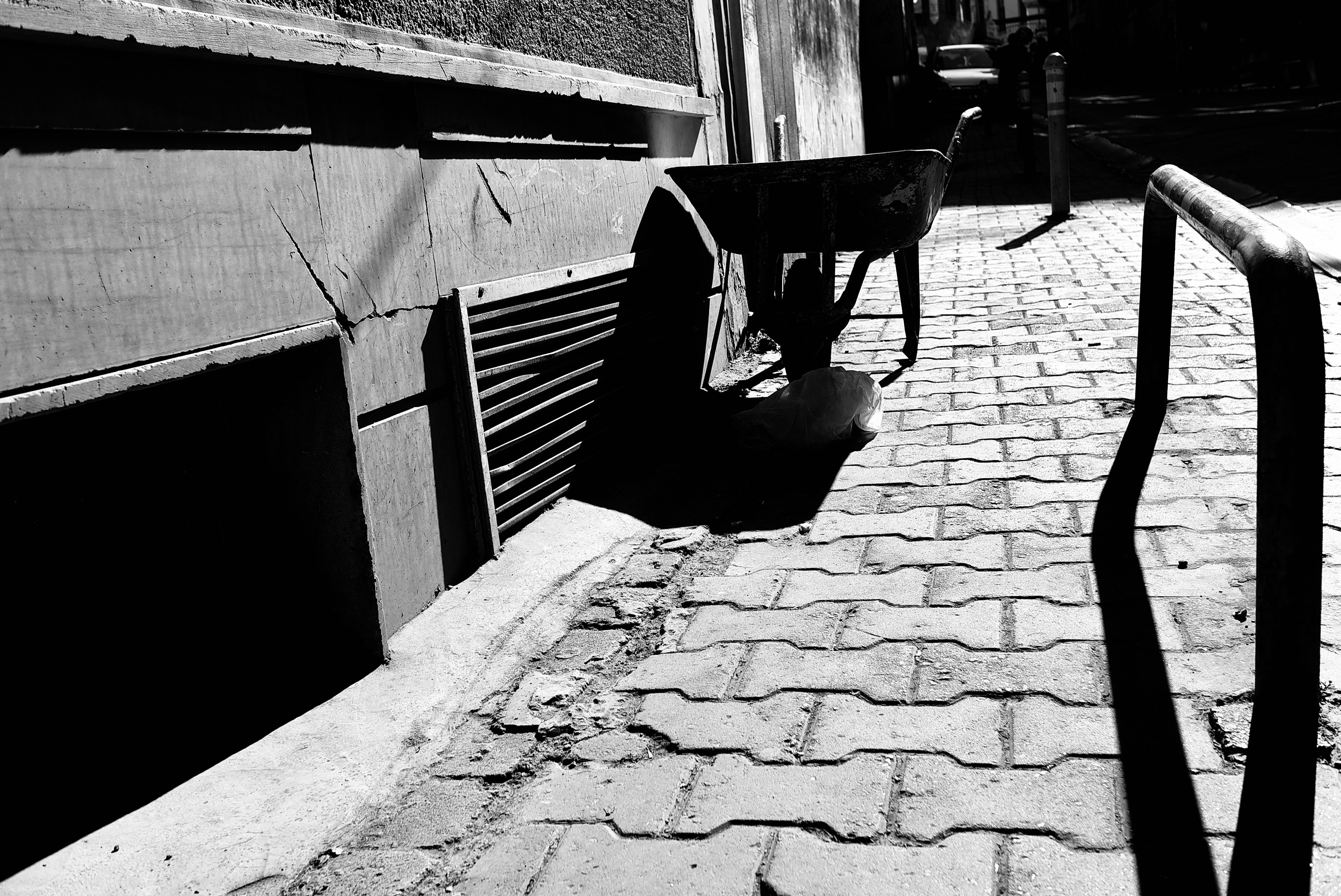 Photo by lifelivedinmono