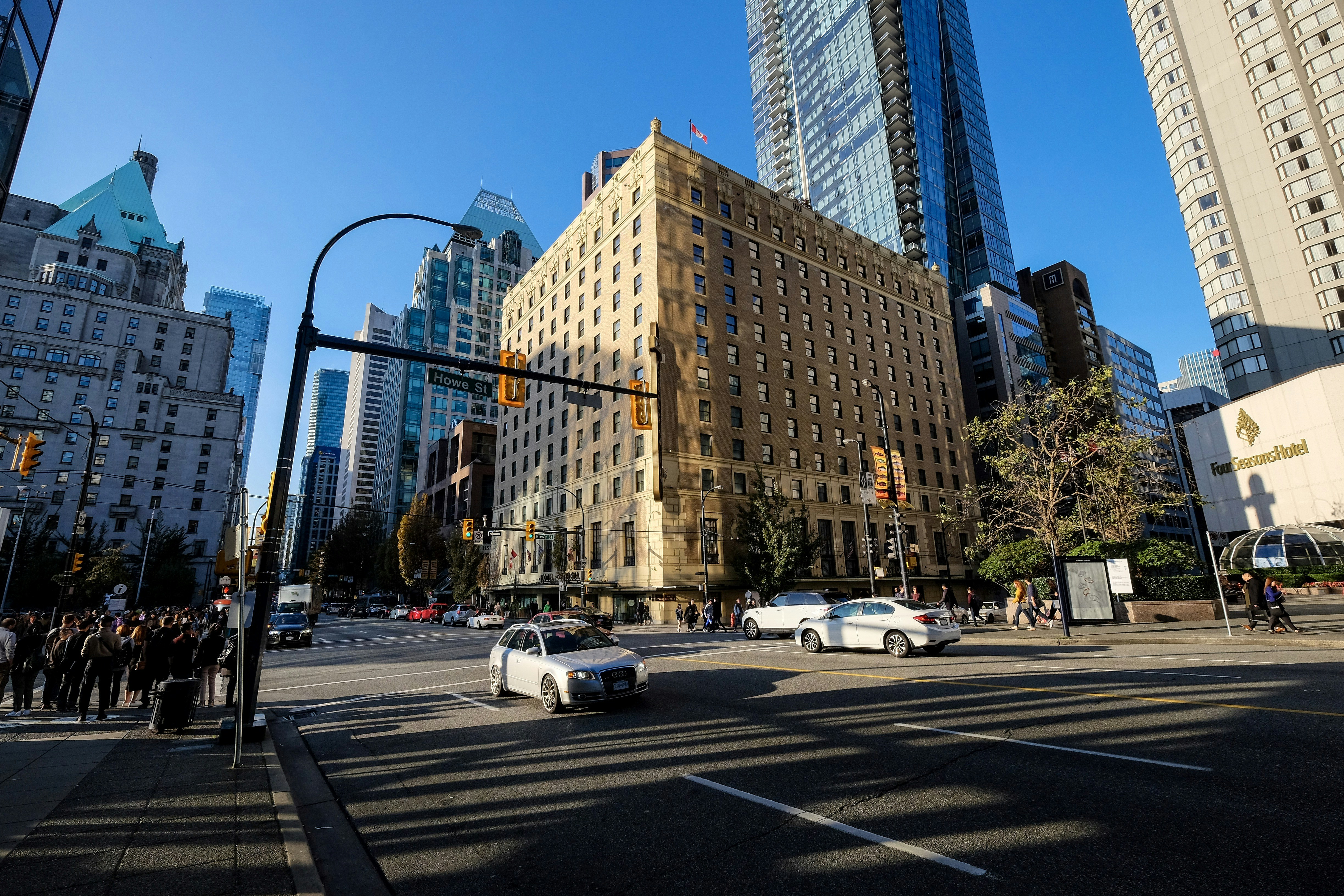 a busy street in a city