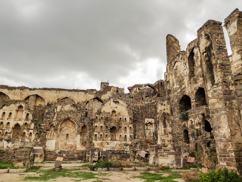 an old ruined building