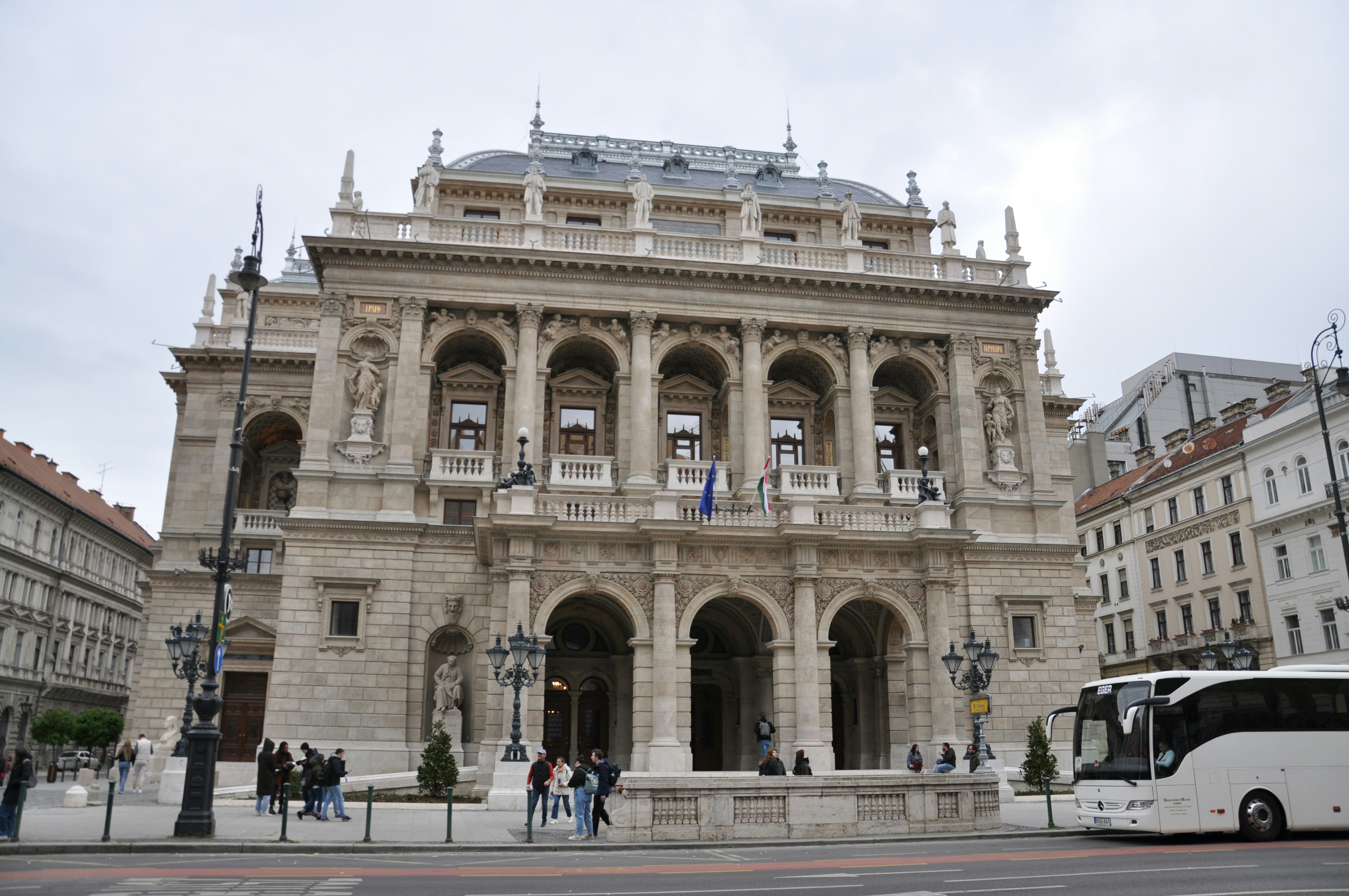Magyar Nemzeti Bank Könyvtára