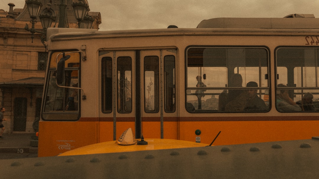 a train with people inside, Follow me: https://www.instagram.com/dark_indigox/<p></figure>Donate: https://www.paypal.com/paypalme/darkindigo