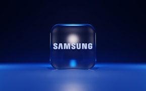 a blue cube with a white logo