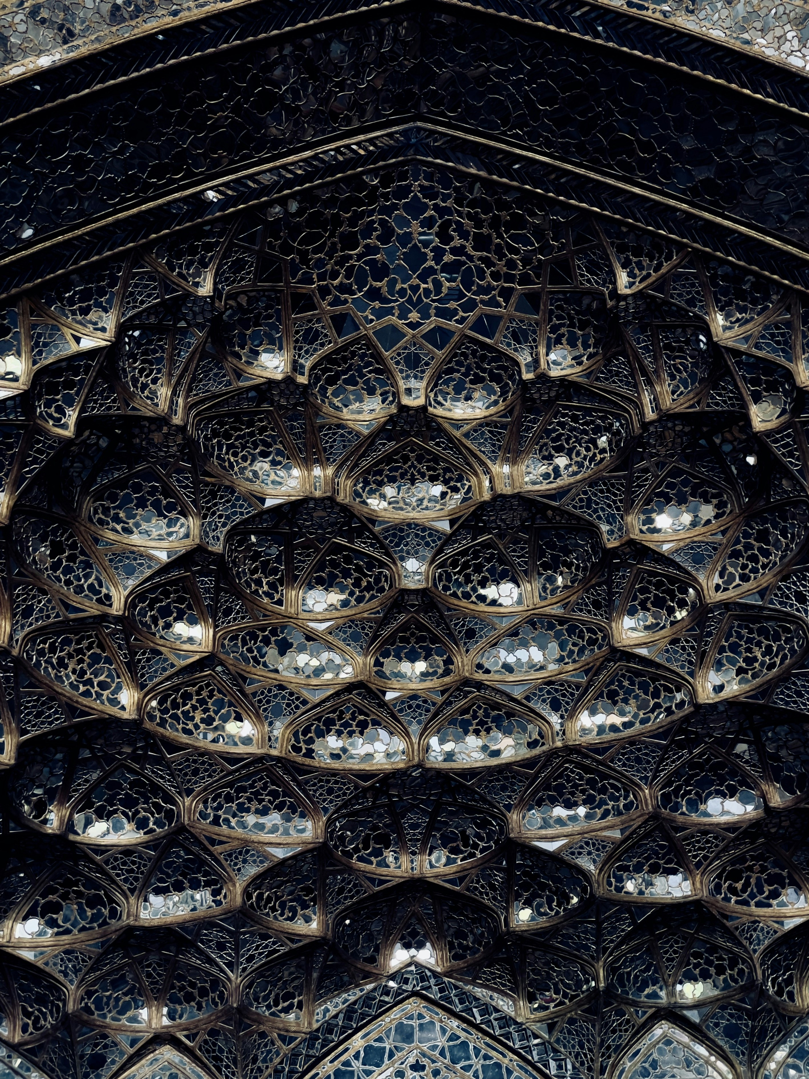 Photo by matinkaviani