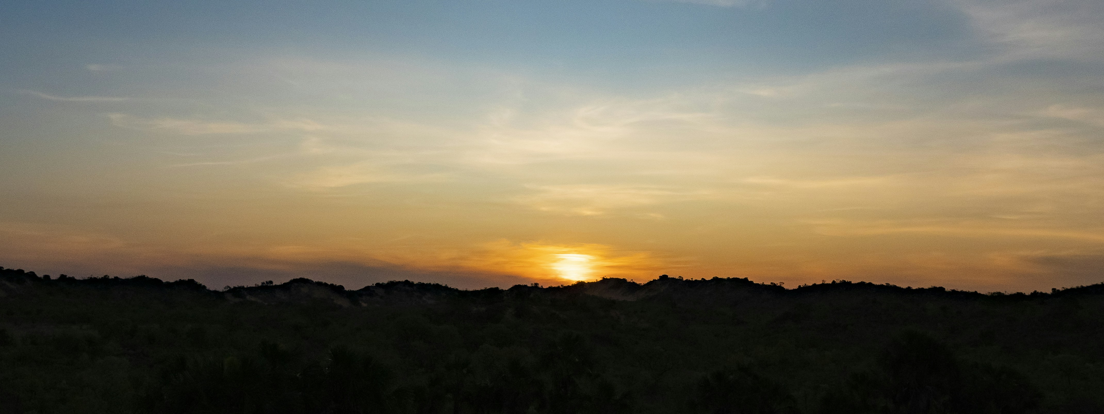 Choose from a curated selection of sunset photos. Always free on Unsplash.