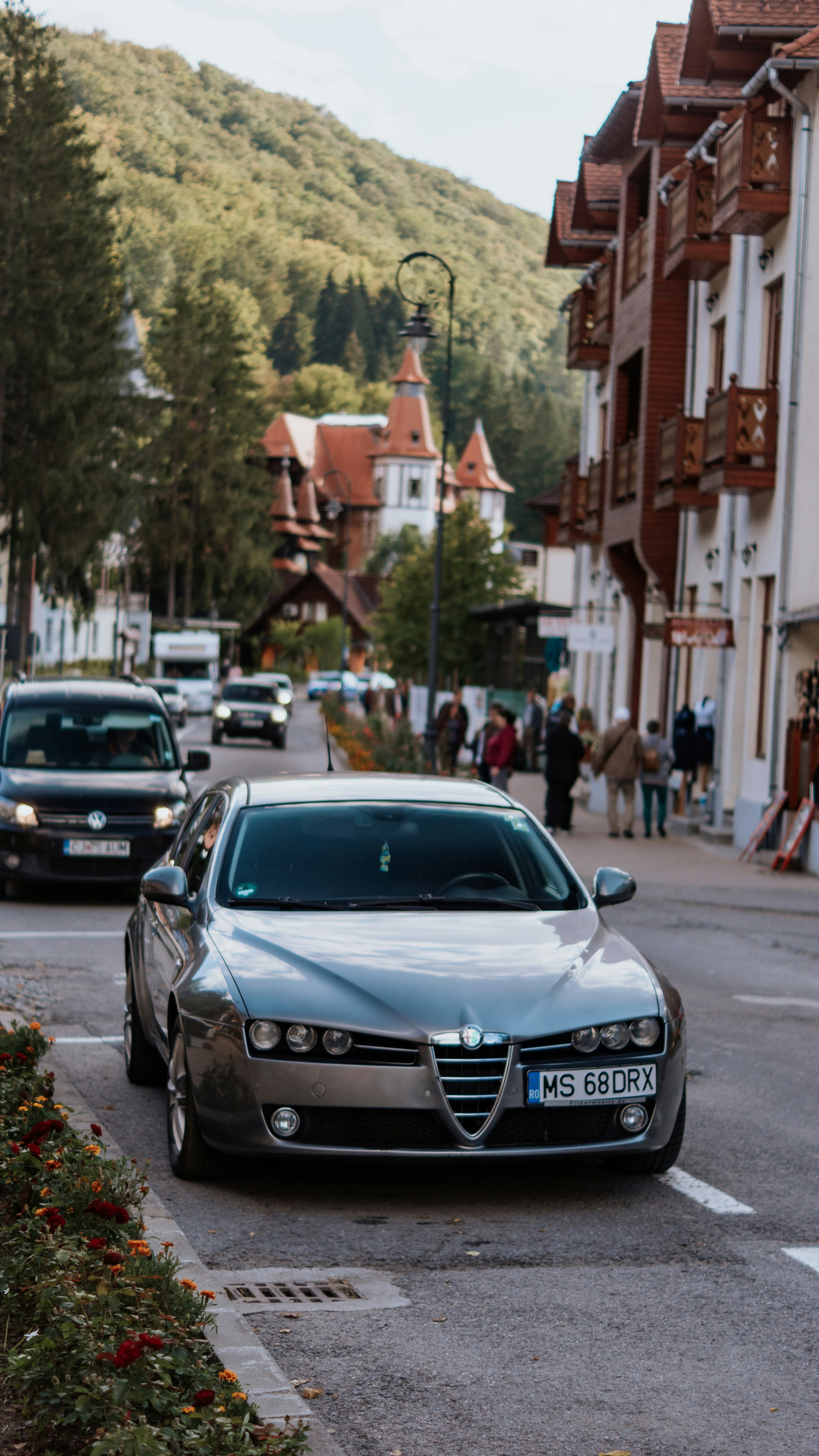 Une voiture dans la rue