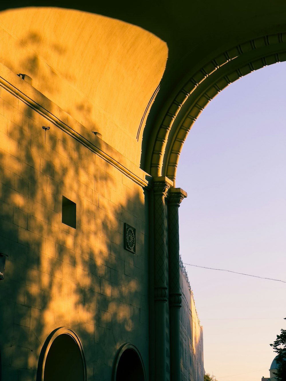 a building with a large archway