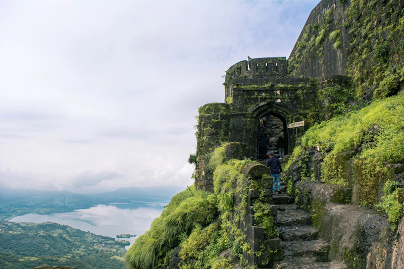 Best Boutique Hotels in Lonavala for Style, Character, and No Chain-Hotel Vibes