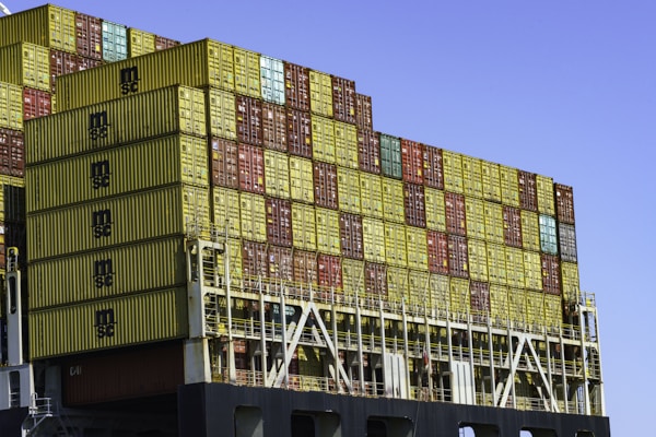 a large building with many windows