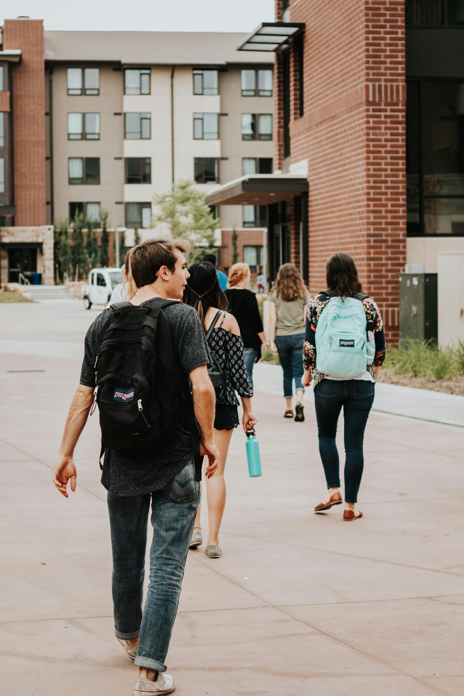 How to Rent to Students in Ottawa (Landlord Guide): What Property Owners Need to Know