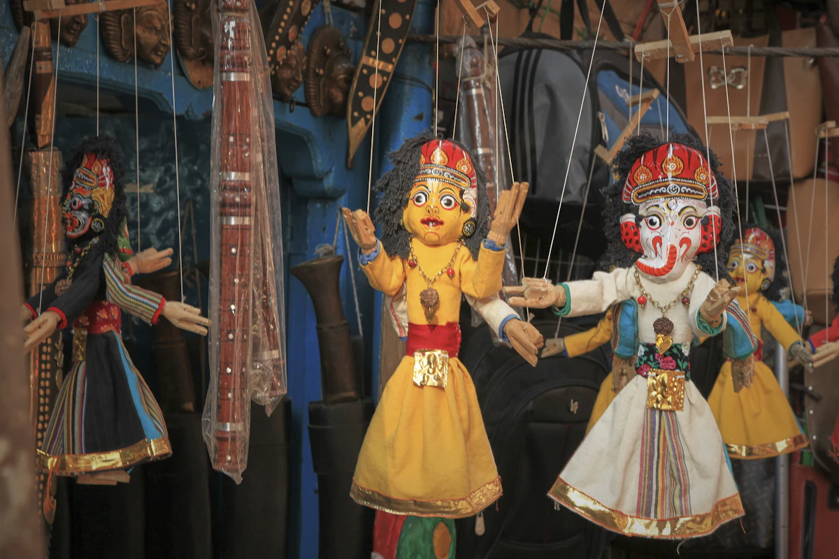 Gölge Oyunu ve Kukla Gösterisi — Karagöz ile Hacivat ve İpli Kuklalar (Ankara) fotoğrafı