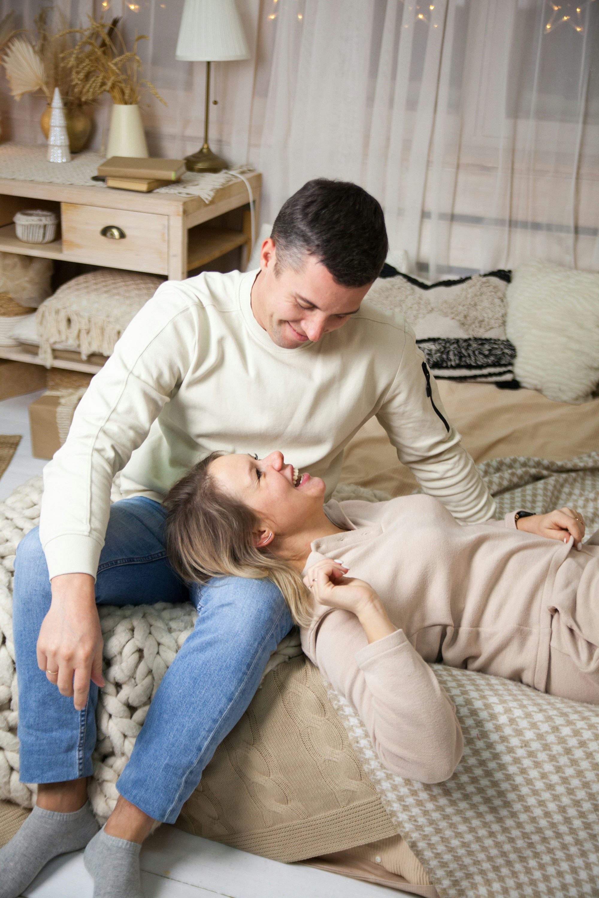 photo-1663229049450-2d353adb627b?ixid=M3wxMjA3fDB8MXxzZWFyY2h8MjB8fGhvdyUyMHRvJTIwZ2V0JTIweW91ciUyMGxvdmVyJTIwYmFjayUyMGFmdGVyJTIwYSUyMGJyZWFrdXAlMjB0aXBzfGVufDB8fHx8MTc1NTkyNzg2Mnww\u0026ixlib=rb-4.1.0