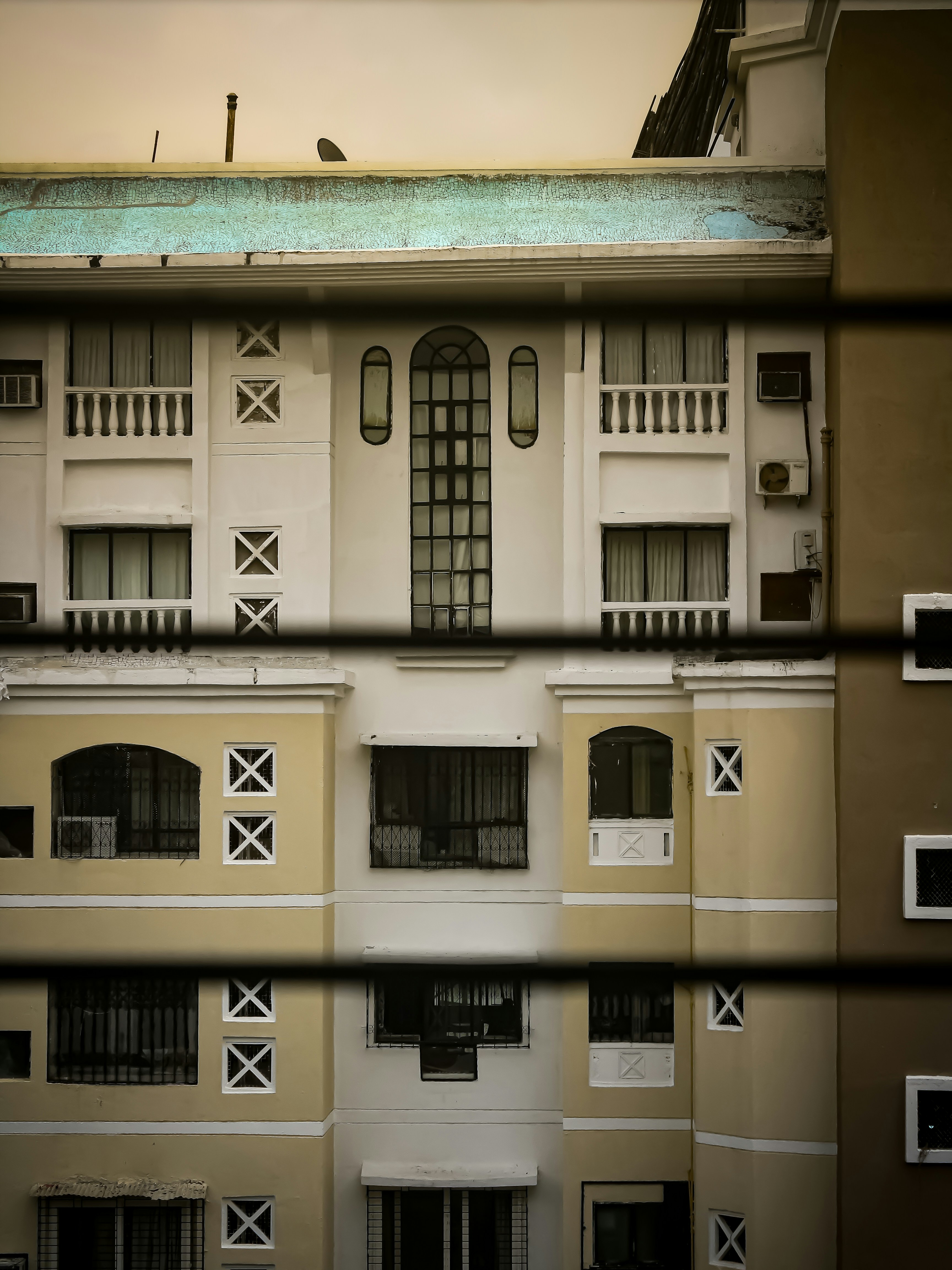 a building with many windows