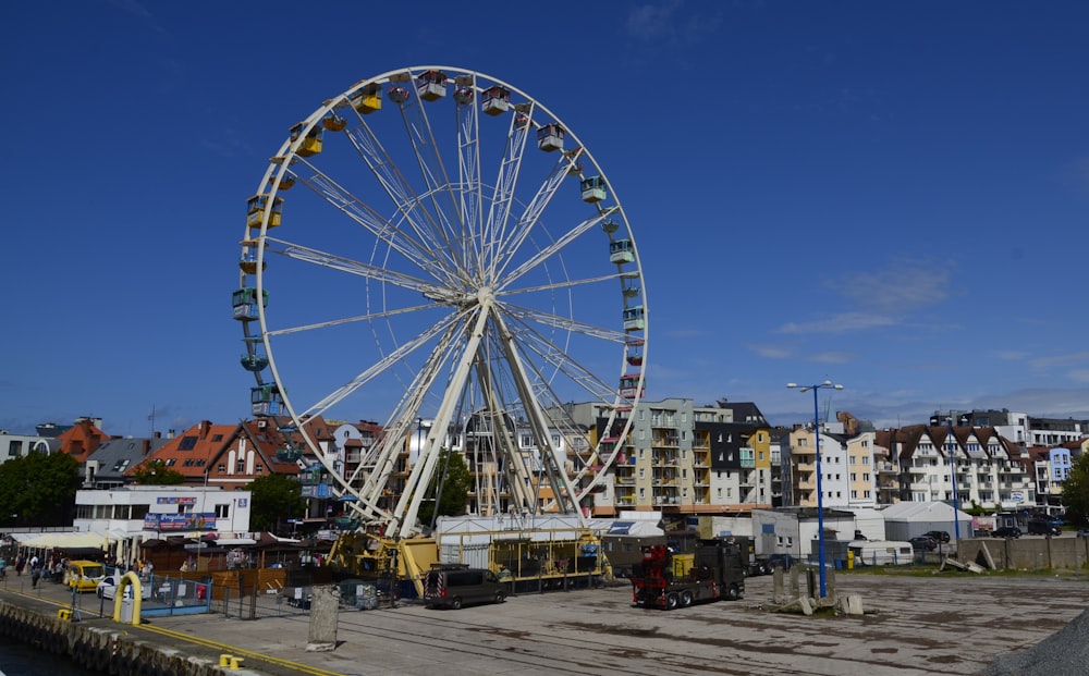 a ferris wheel in a city