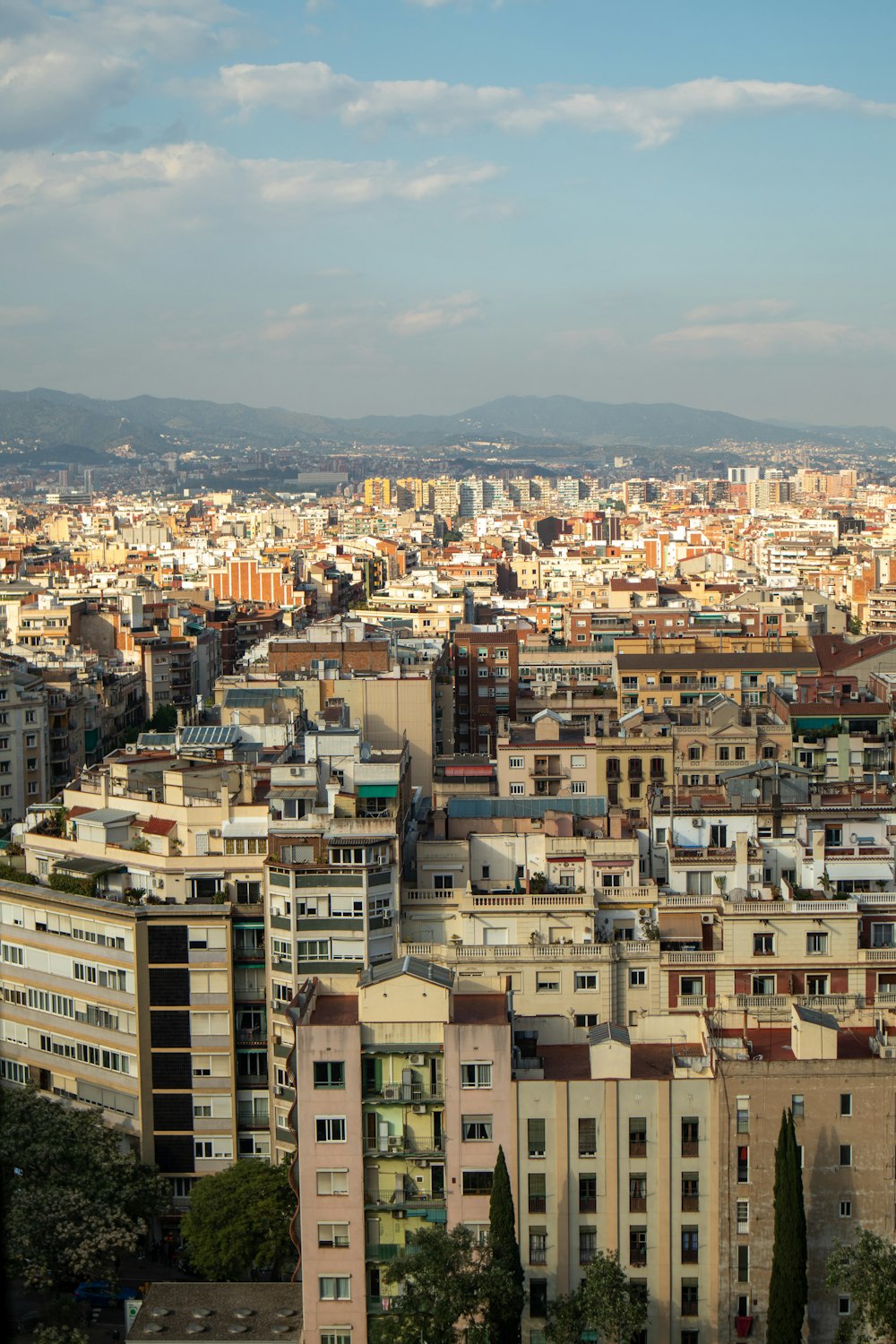 a city with many buildings