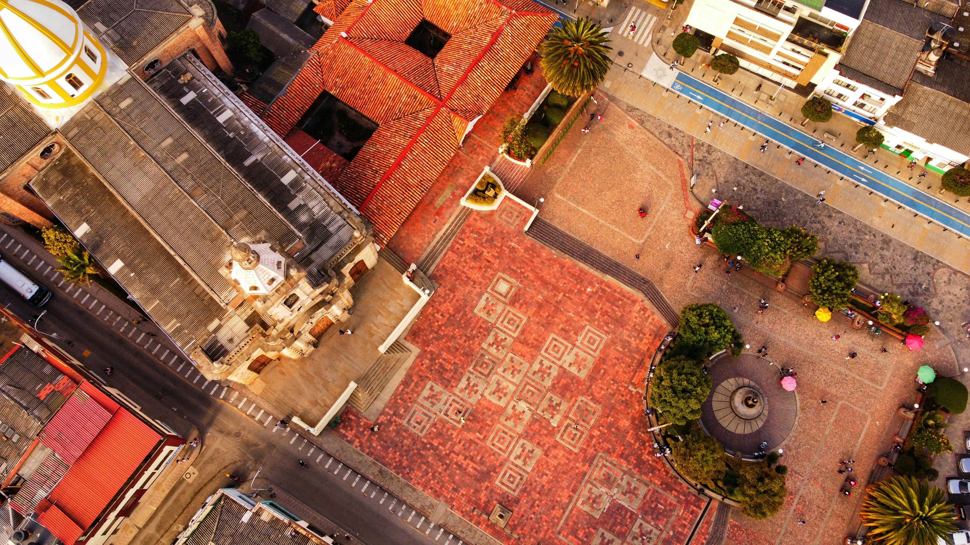 Photo by alexanderrossi